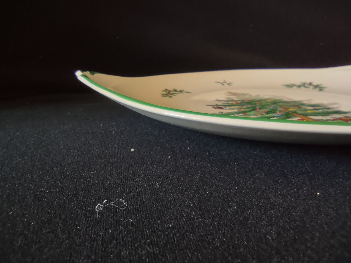 Side profile of Spode Christmas Tree Plate