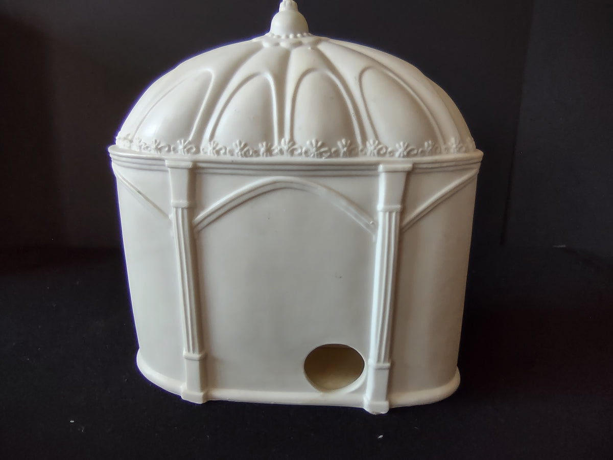 Domed surround pierced star detail
