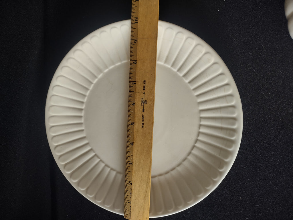 Vintage Off-White Ribbed Soup Tureen Set With Lid Ladle & Underplate [7531]