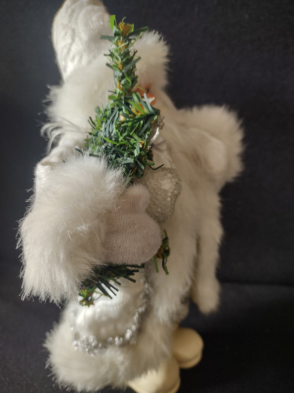 Vintage White Santa Claus Figure Silver Wreath Quilted Coat Christmas [8180n]