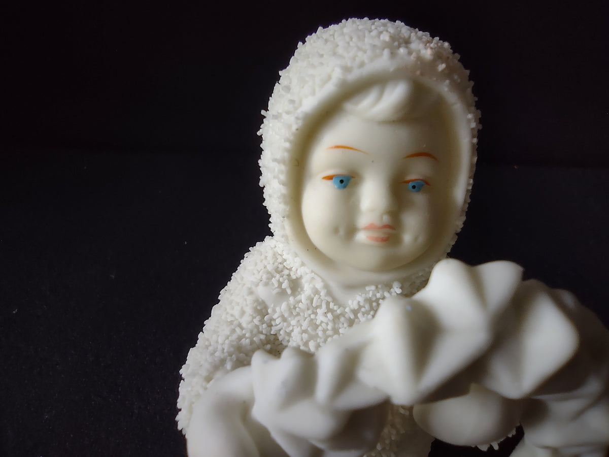 Vintage Dept 56 Snowbabies Snow Baby Star Wreath Christmas Figurine White [8184n]
