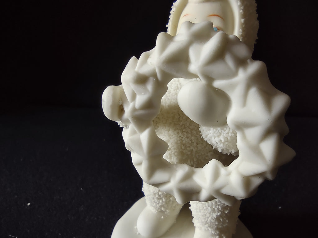 Vintage Dept 56 Snowbabies Snow Baby Star Wreath Christmas Figurine White [8184n]
