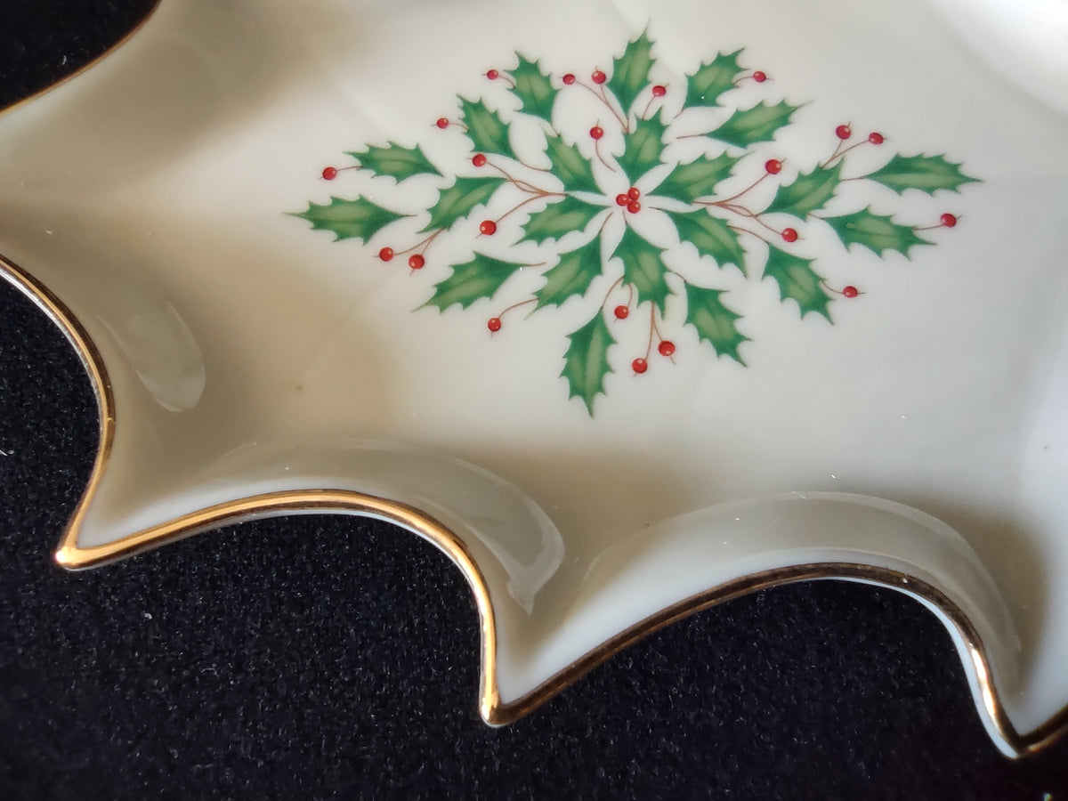 Vintage Lenox Santa Christmas Tree Salt & Pepper Set Holly Tray Gold [8192n]