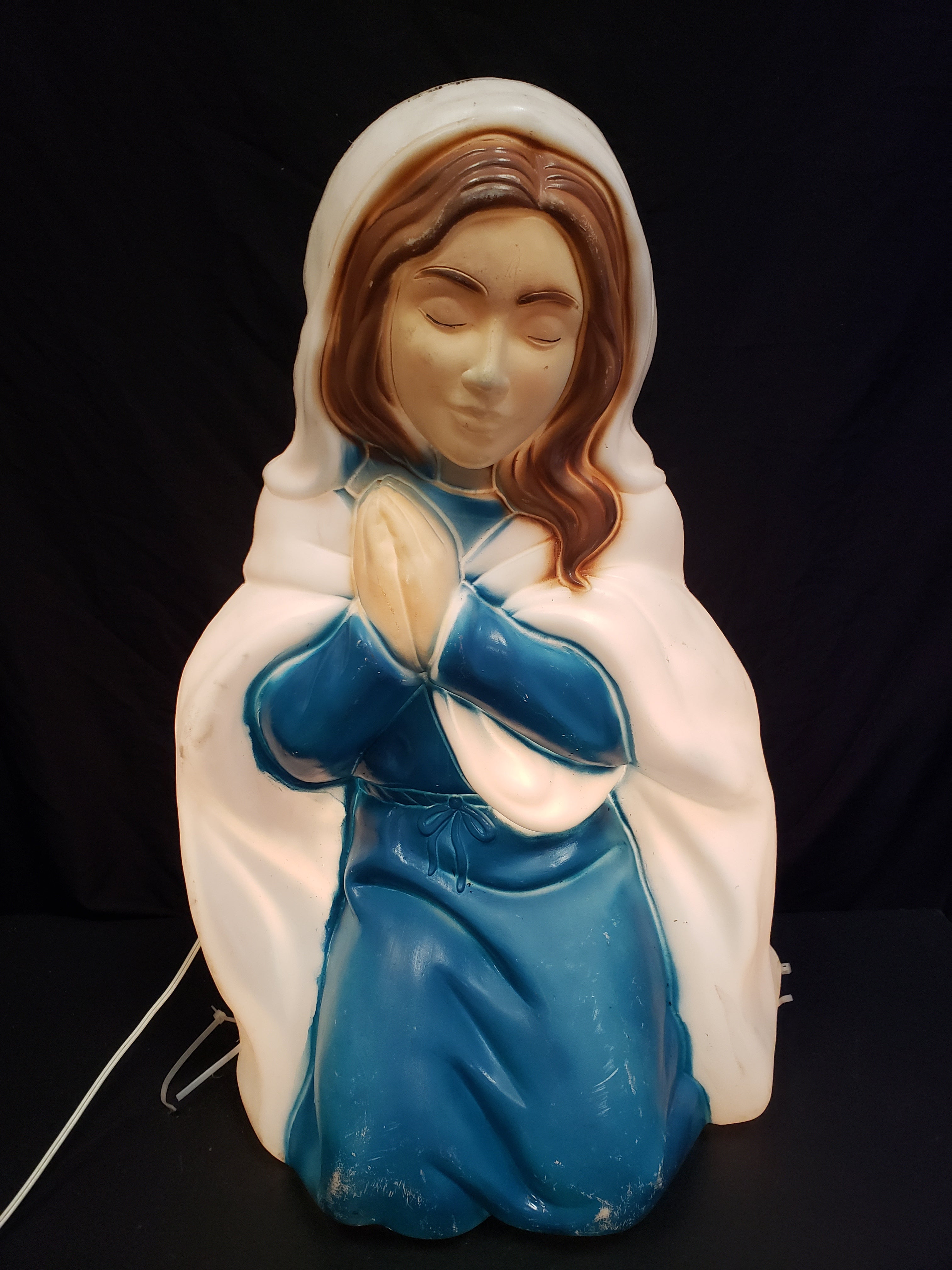 Vintage Christmas Outdoor Blue Mary Blow Mold 26" (lot 2264)