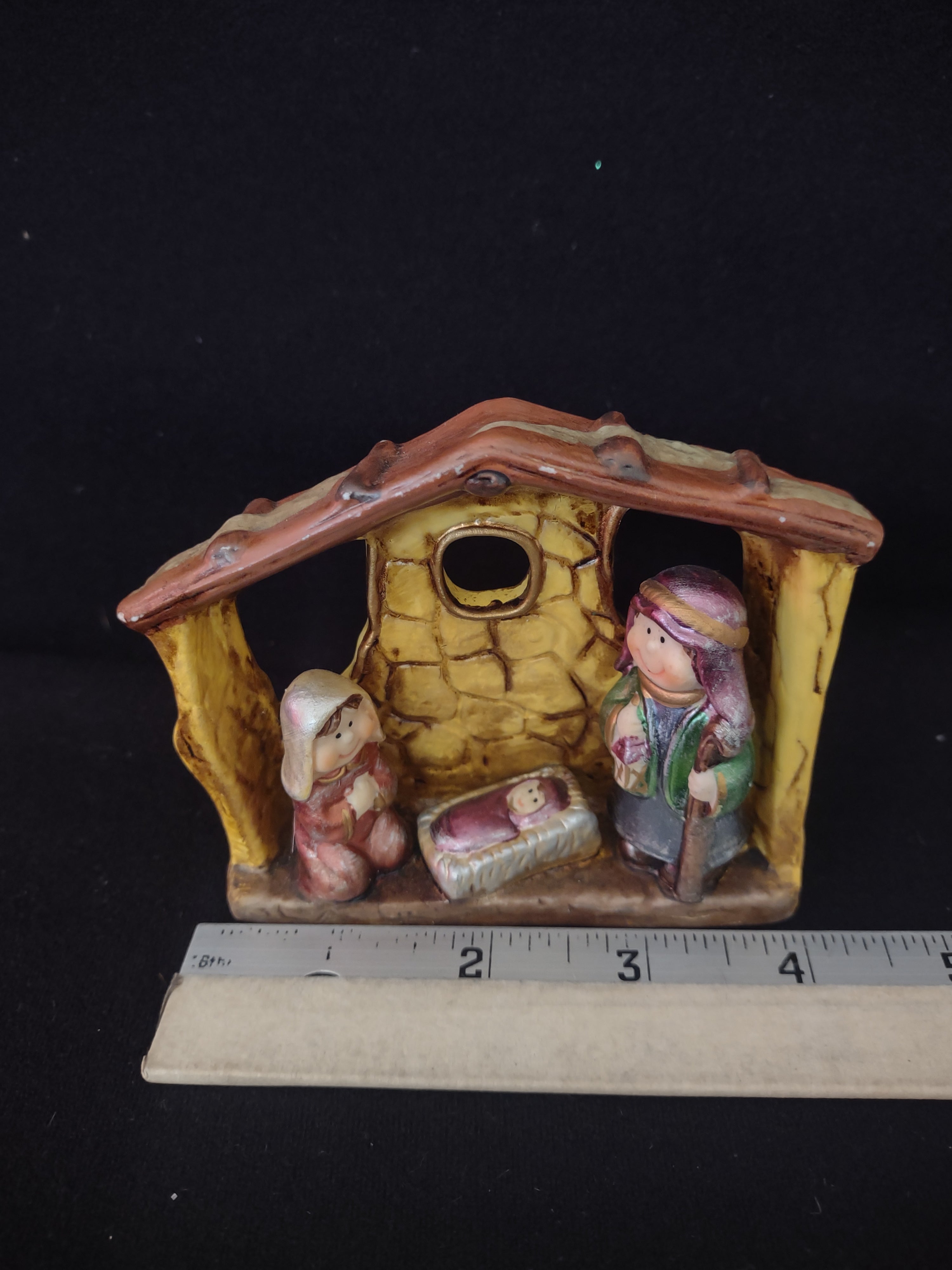 Christmas Ceramic Small Kid Nativity Scene Figurine Mary Joseph Baby (Lot4559)