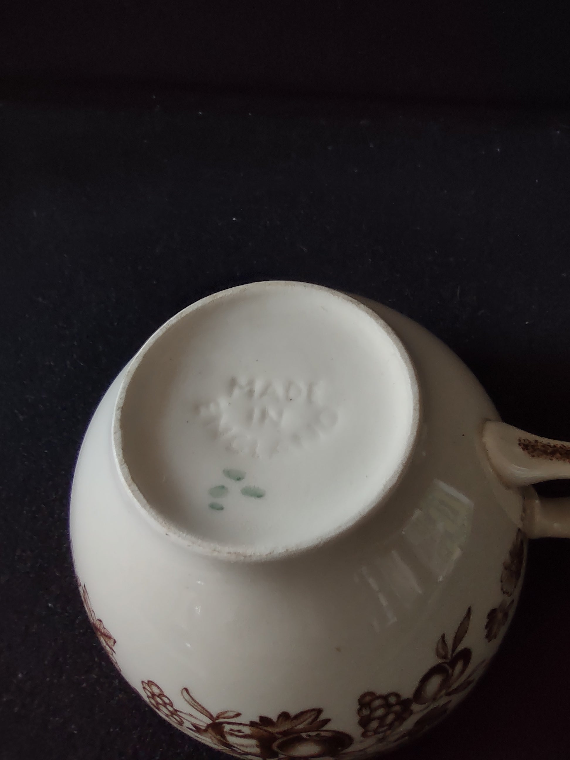 Vintage Johnson Brothers Teacup Windsor Ware Harvest Fruit Set Of 2 (Lot 5656)