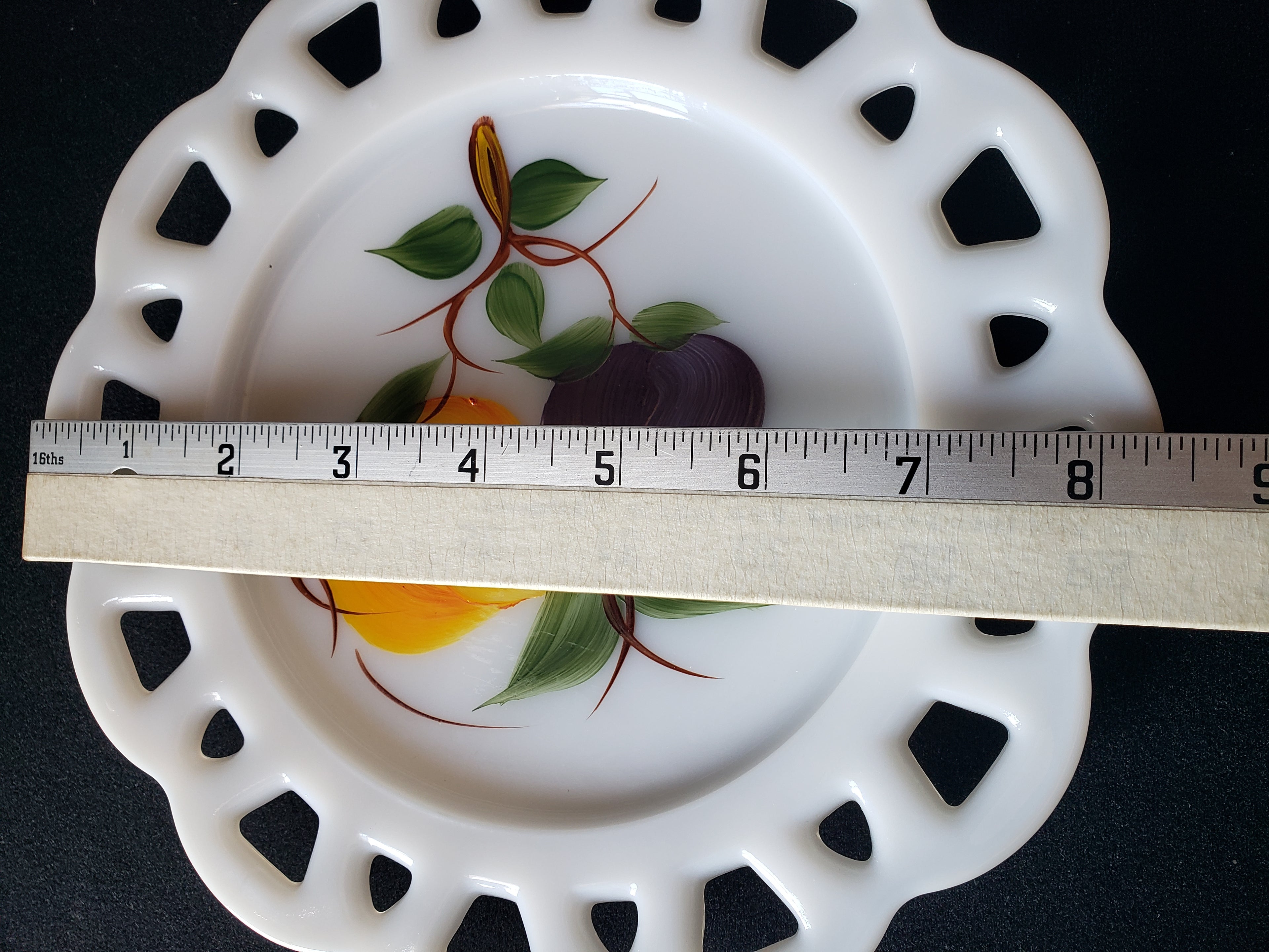 Vintage Westmoreland Peach Plum Motif Milk Glass Wall Plate (lot 2188)