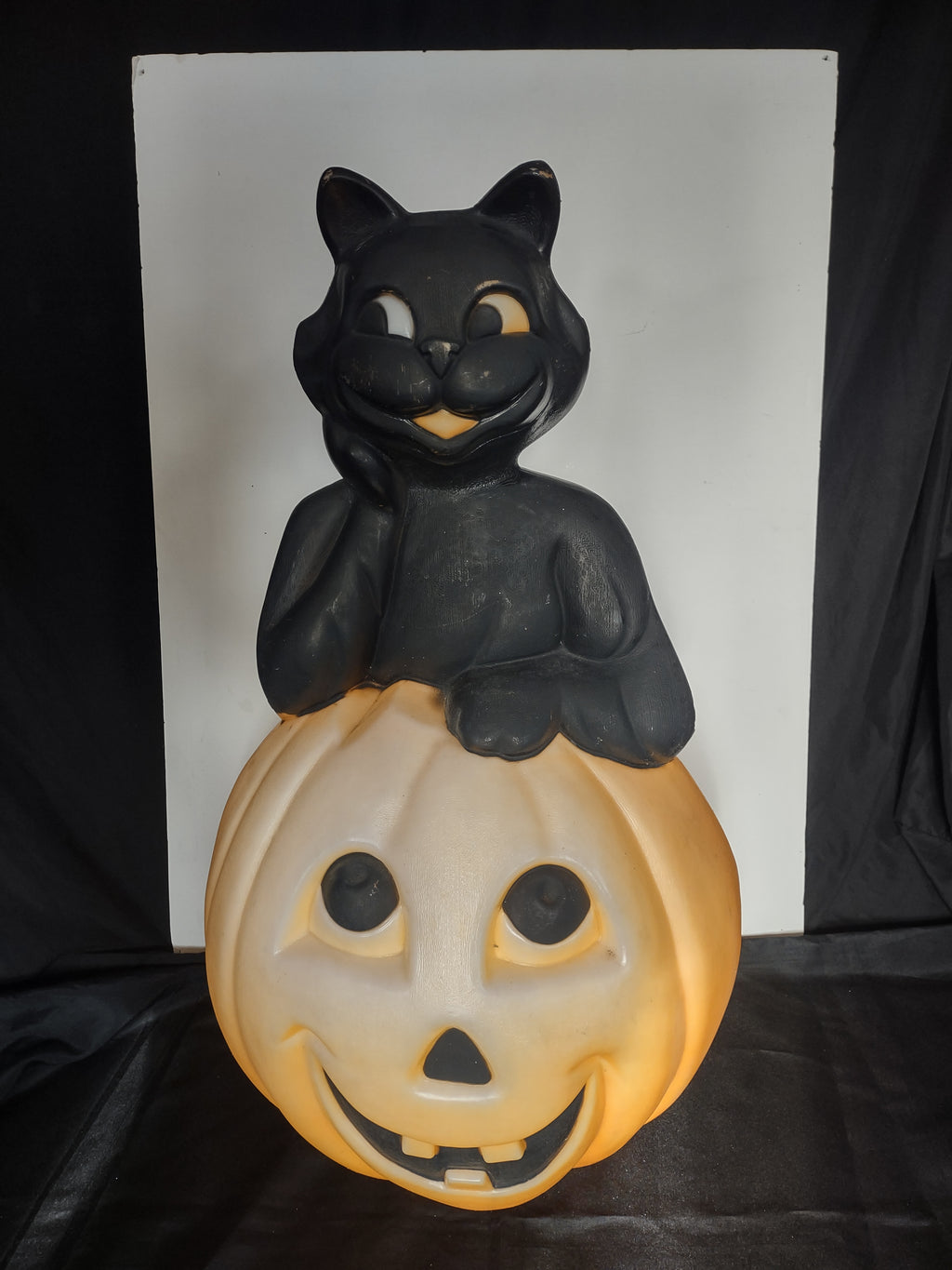 Vintage Black Cat on Pumpkin Halloween Blow Mold 34” (lot 3258j)