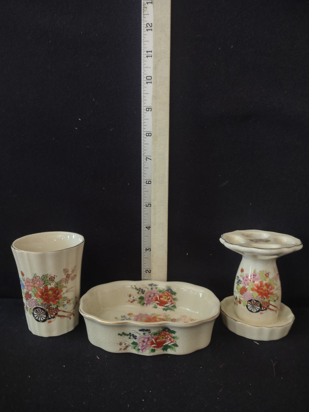 Okura Imperial Oriental Bath Set Tumbler Toothbrush Holder Soap Dish (Lot 3451t)