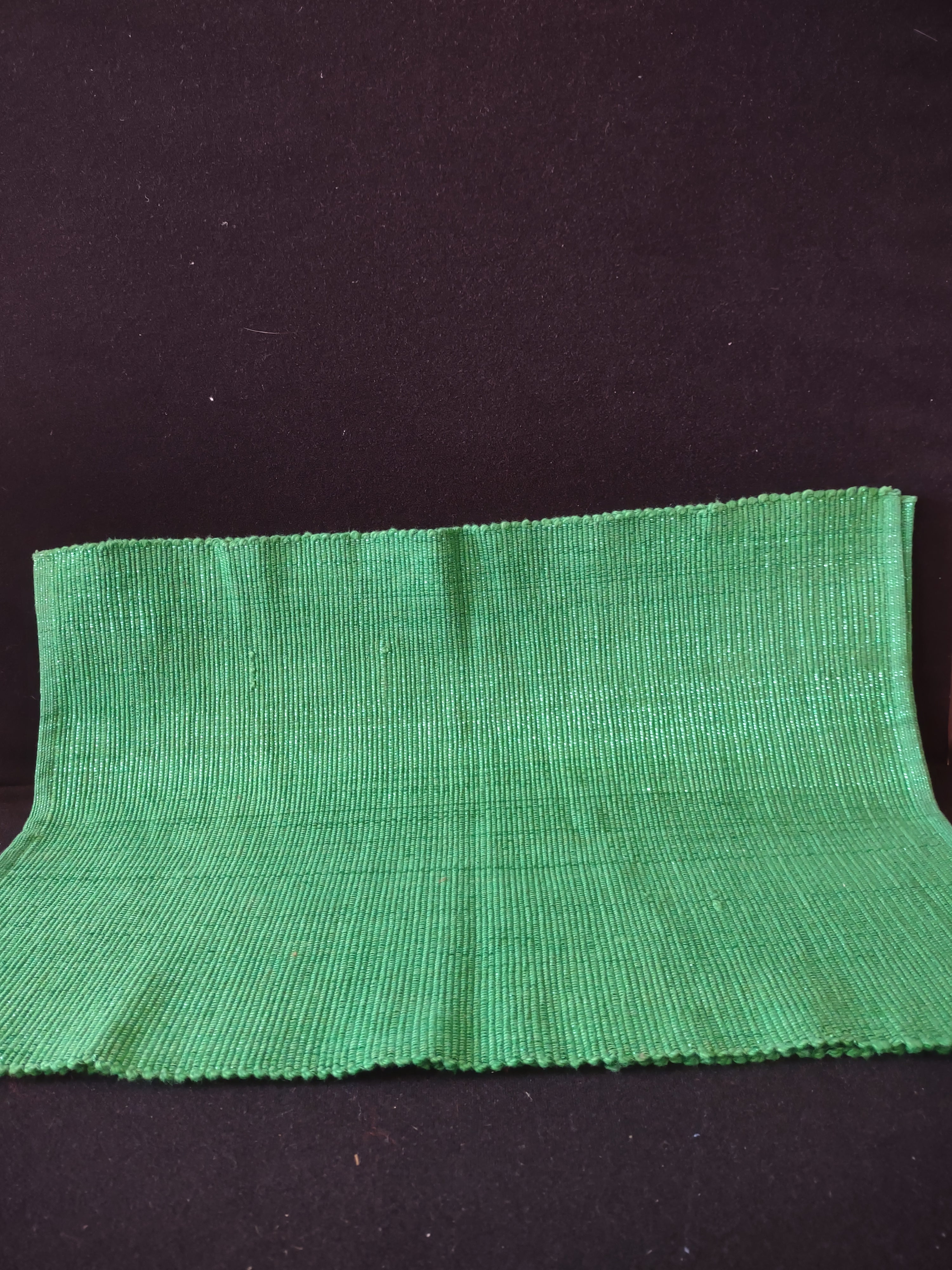 Christmas Holiday Placemat x 4 Sparkle Red Green 19 X 13" (Lot 4361)