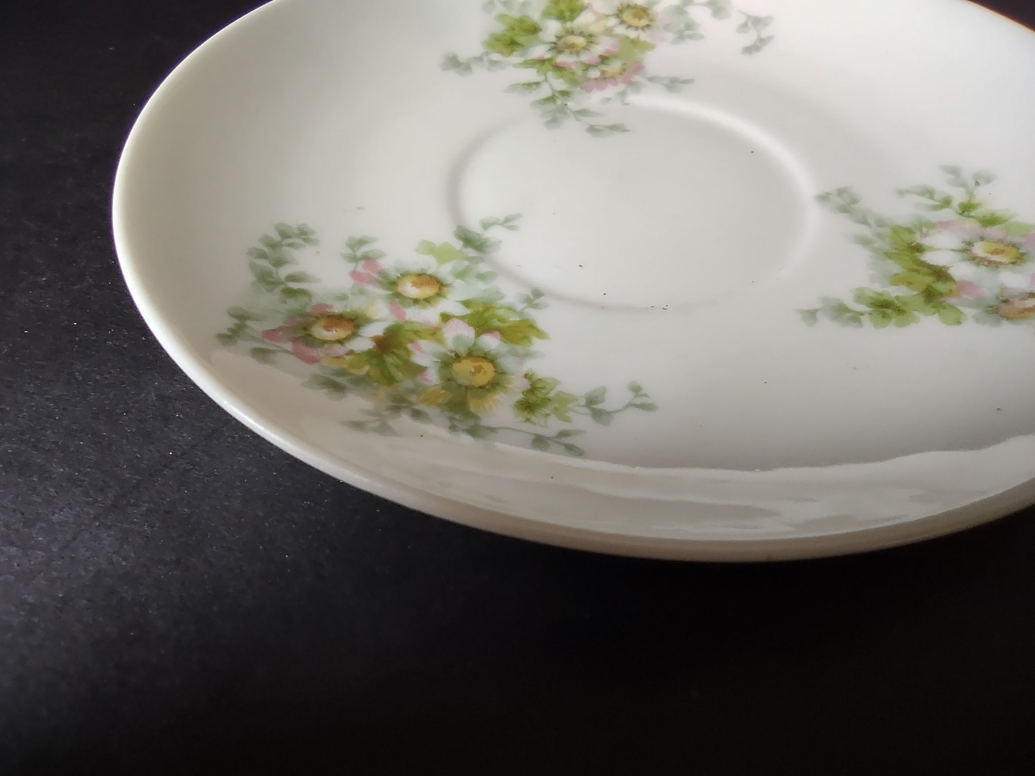 Haviland Limoges GDA Saucer ONLY Pink Daisy Daisies (lot 879)