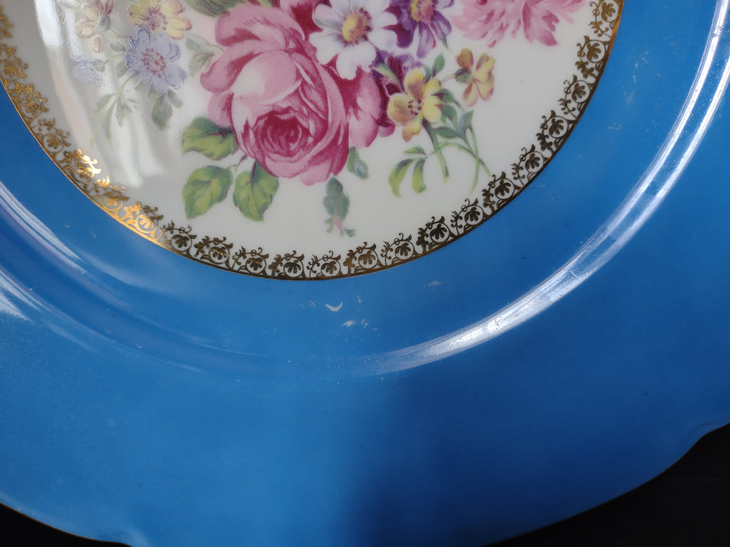 Vintage Czechoslovakia Victoria Blue Cobalt Dinner Plate Iris (lot 5645)