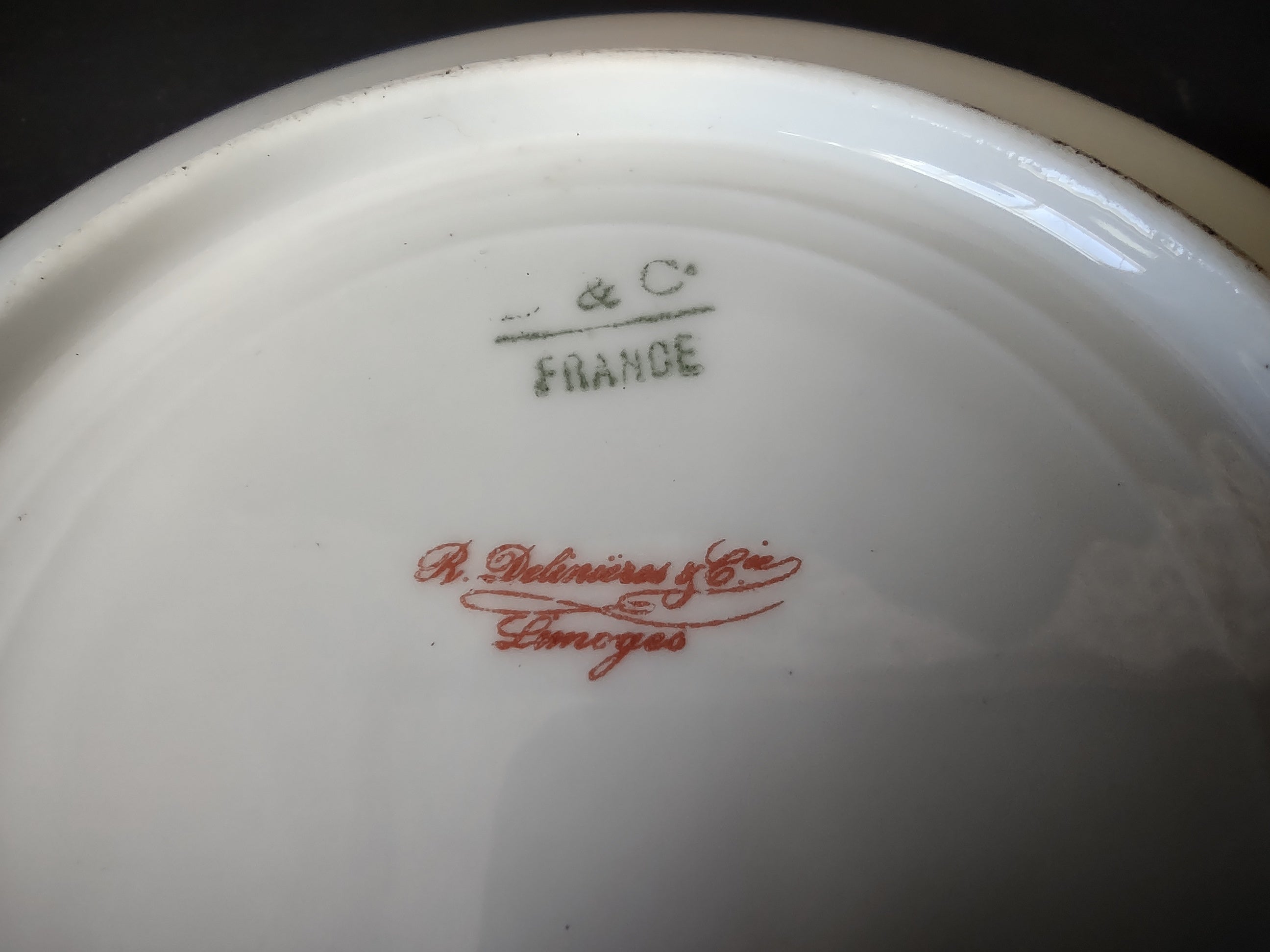 Delinieres Haviland Limoges Saucer ONLY Gold Black Decor (lot 1070)