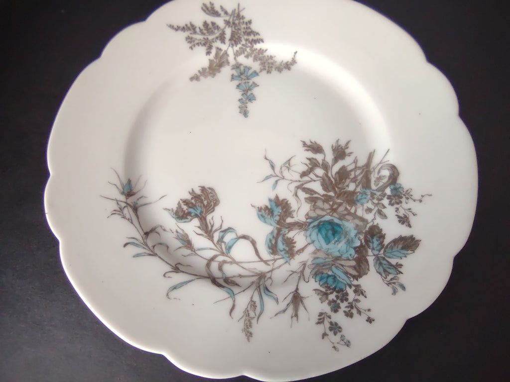 Antique Haviland Limoges Blue Flower Fern Luncheon/Salad Plate 8-1/2" (lot 958)