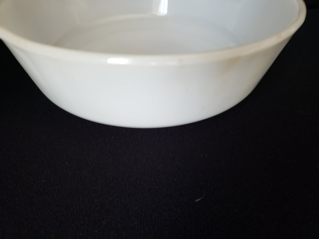 Anchor Hocking Fire King 2 Qt #438 Casserole Dish with Lid Cornflower (lot 2164)