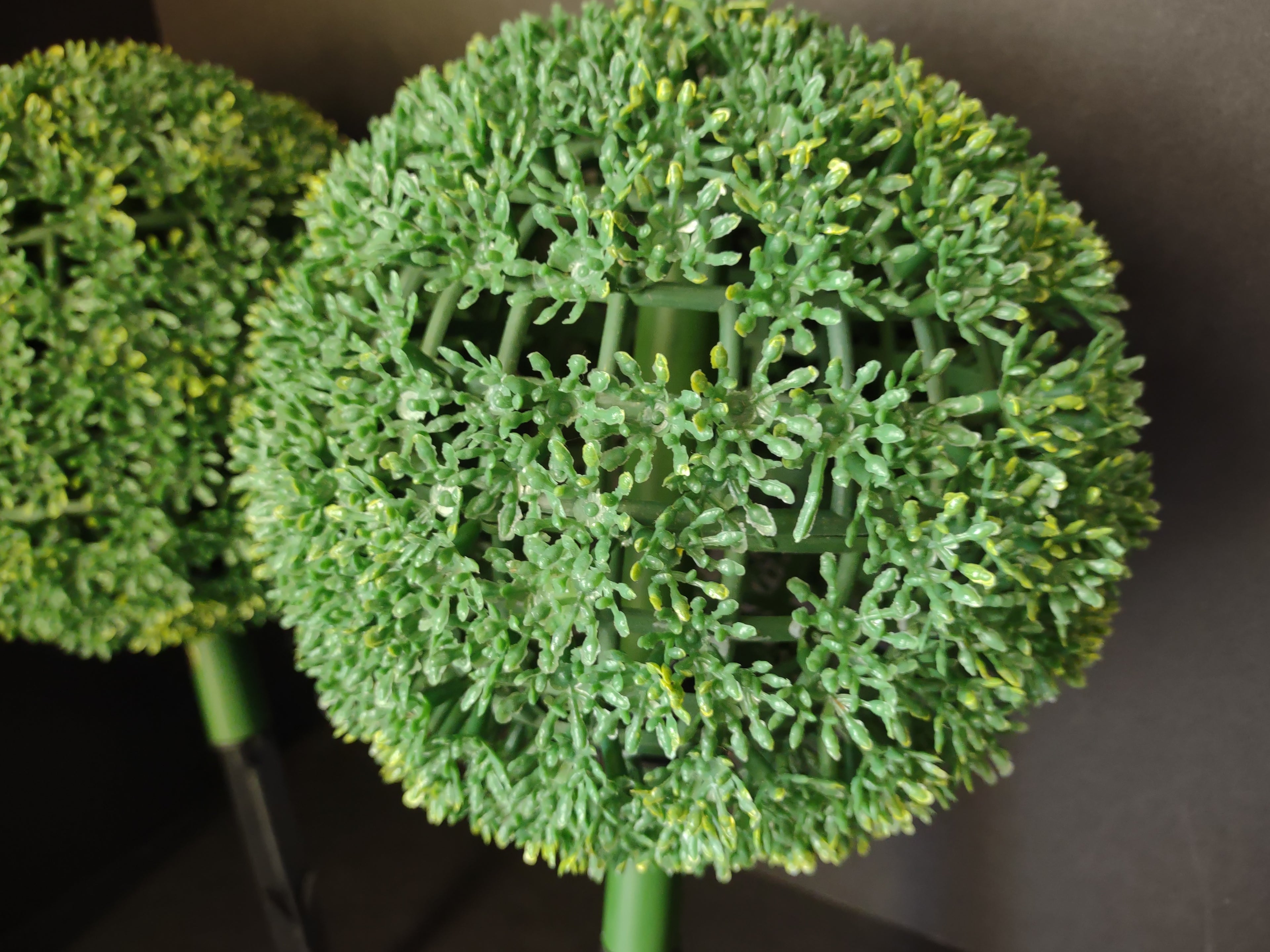 Set of 2 Artificial Green Shrub on Stake 8" (lot 1626)