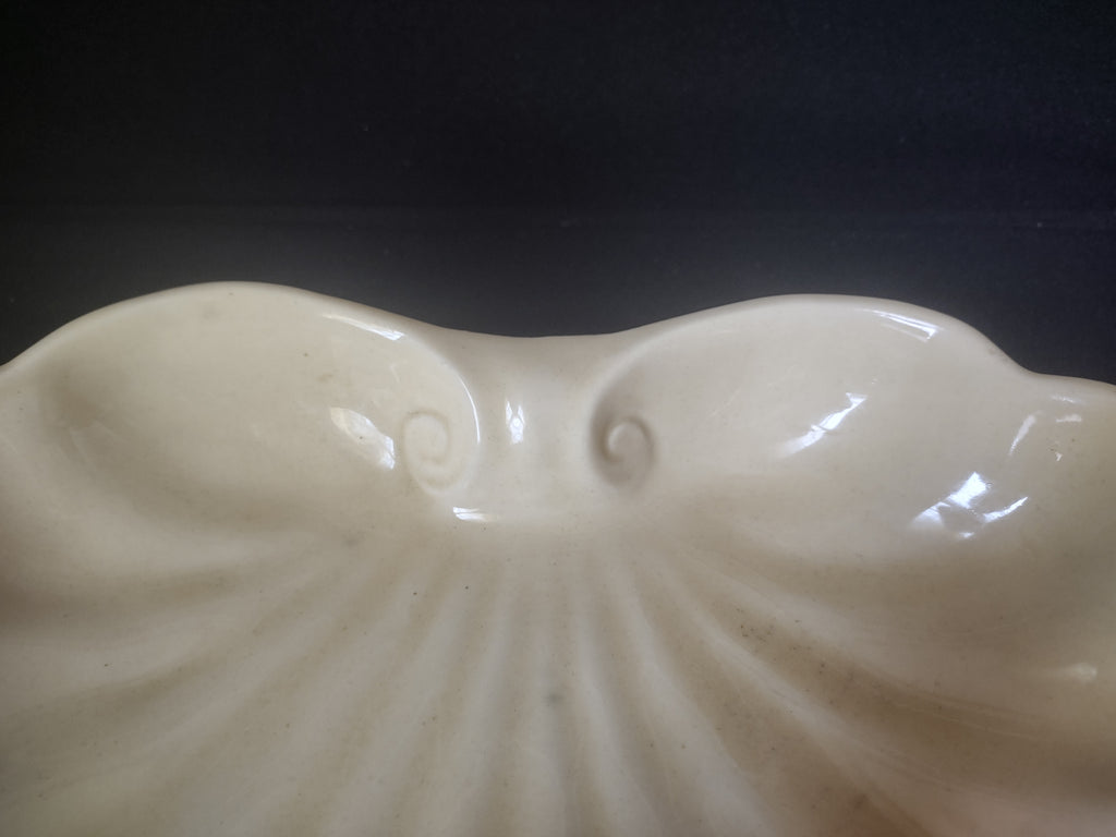 Ceramic Yellow Shell Shaped Dish 11" x 8" (lot 1689)