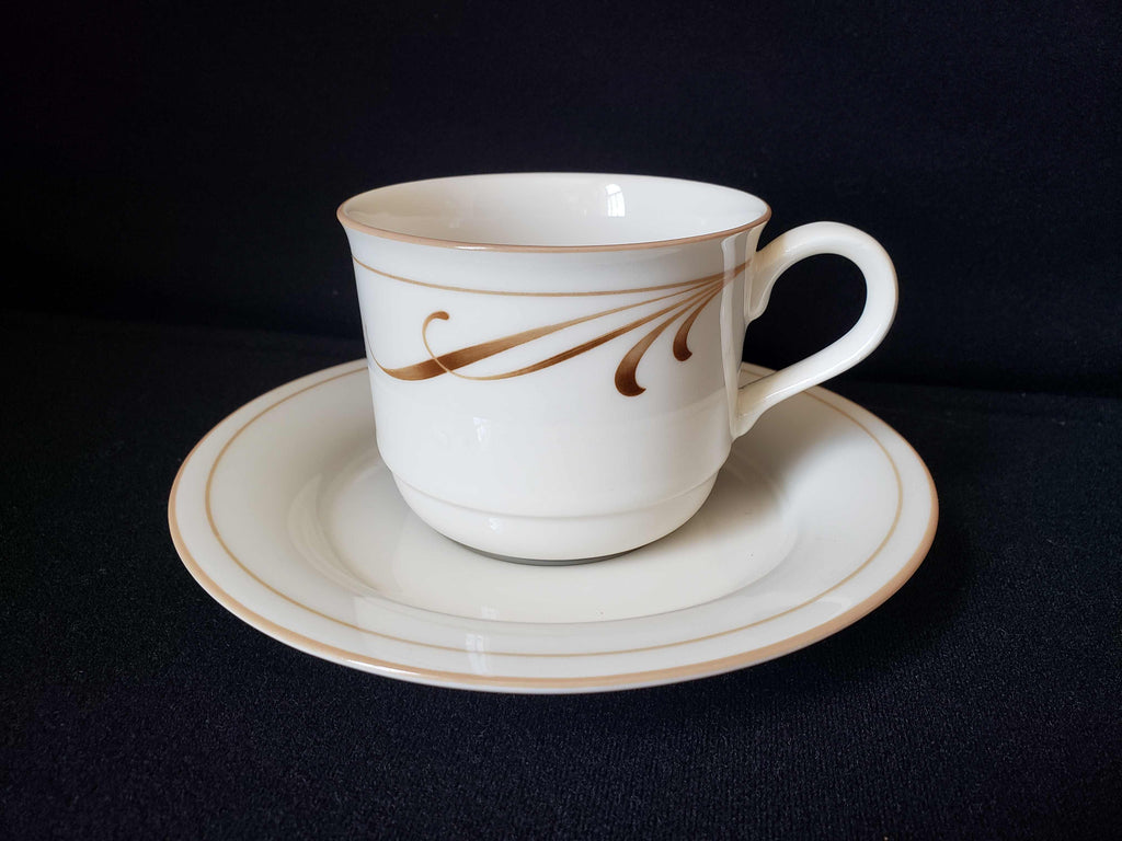 Vintage Lenox Beige Brushstrokes Tea Cup with Saucer (lot 1943)