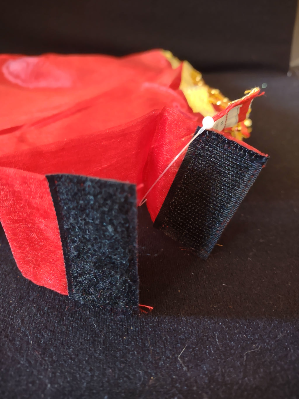 Christmas Holiday Red Organza Gold Trim Bead Bow Chair Tie x 4 (Lot4365)