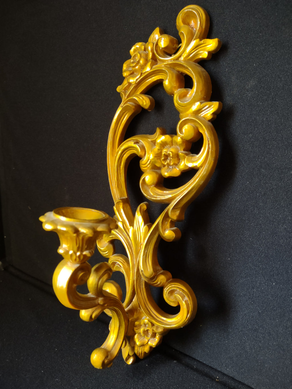Vintage Syroco Wall Sconce Candle Holder Plastic Regency Ornate Golden (lot 1611)