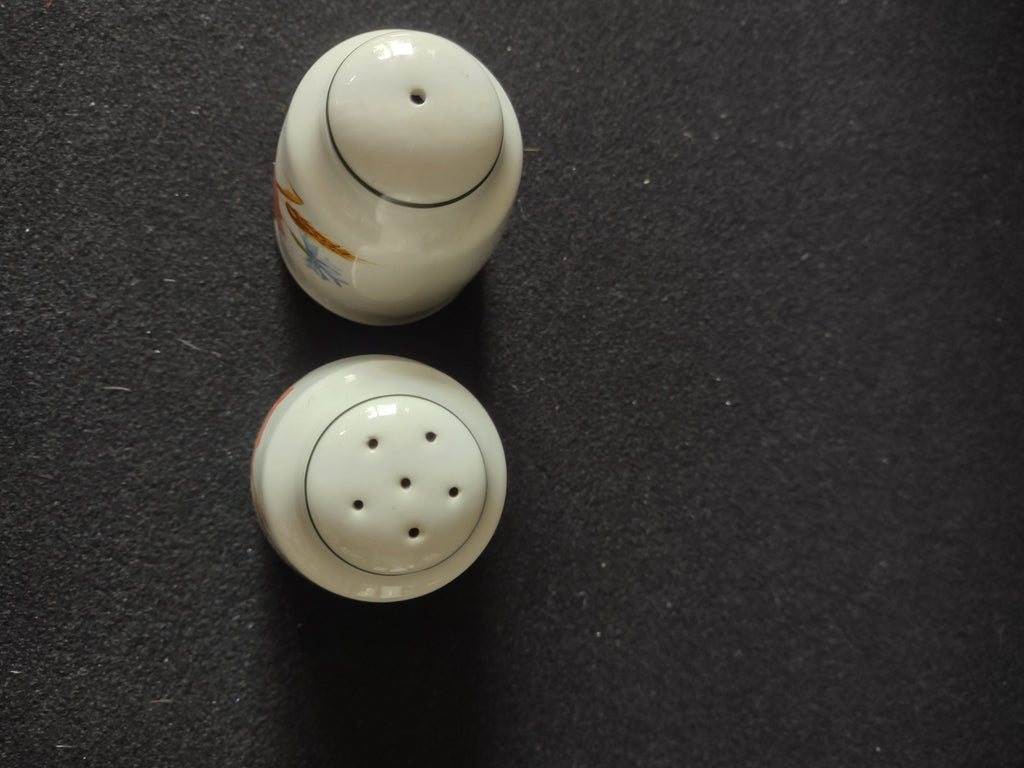 Vintage Salt Pepper Shakers Wild Poppy Wheat (Lot 5236)