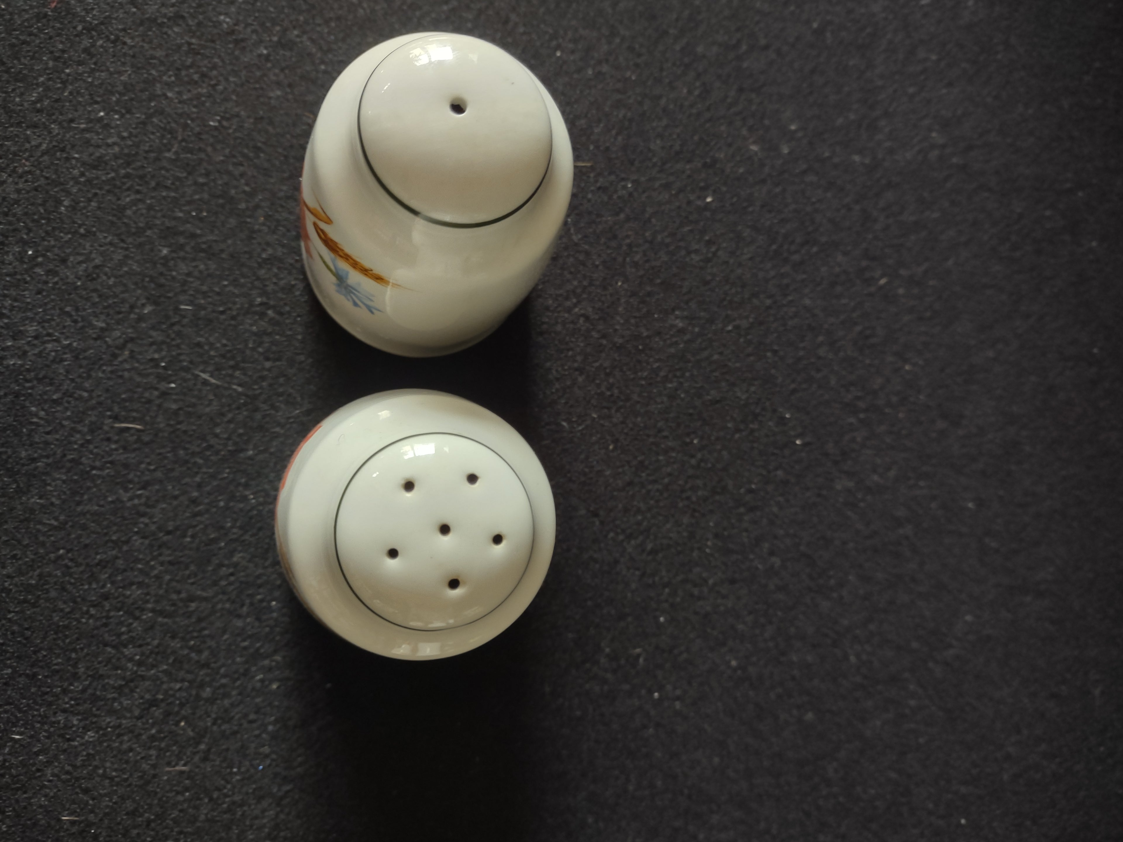 Vintage Salt Pepper Shakers Wild Poppy Wheat (Lot 5236)