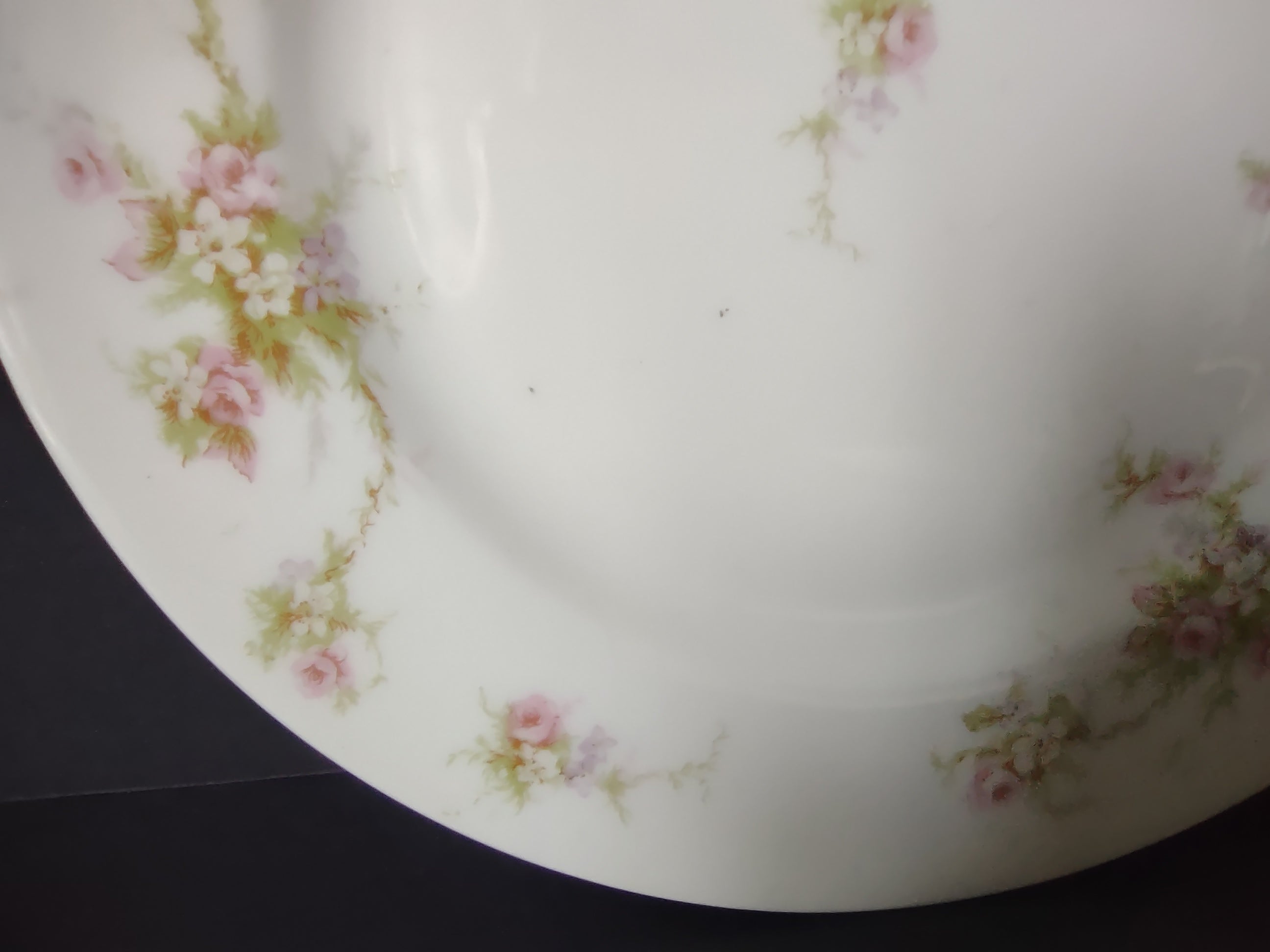 Haviland Limoges Dessert/Salad Plate Rose White Purple Flower Moss (lot 897)
