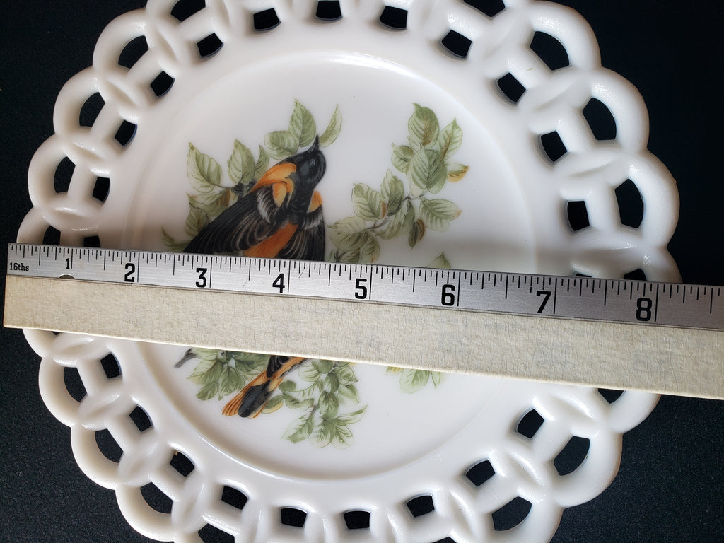Vintage Kemple Birds Motif Milk Glass Wall Plate (lot 2190)