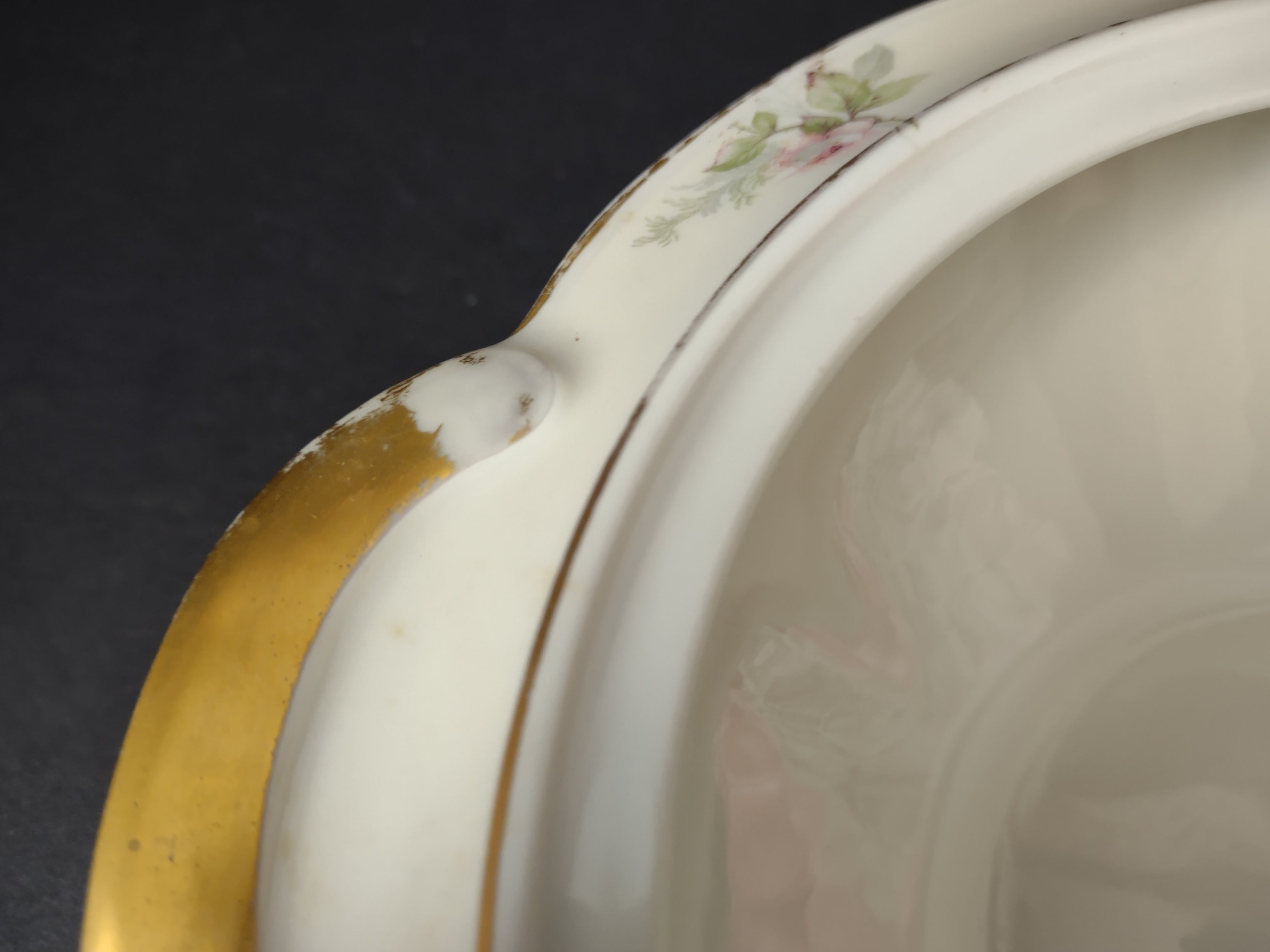 Haviland Limoges Round Soup Tureen Serving Bowl NO LID Roses (lot 820)