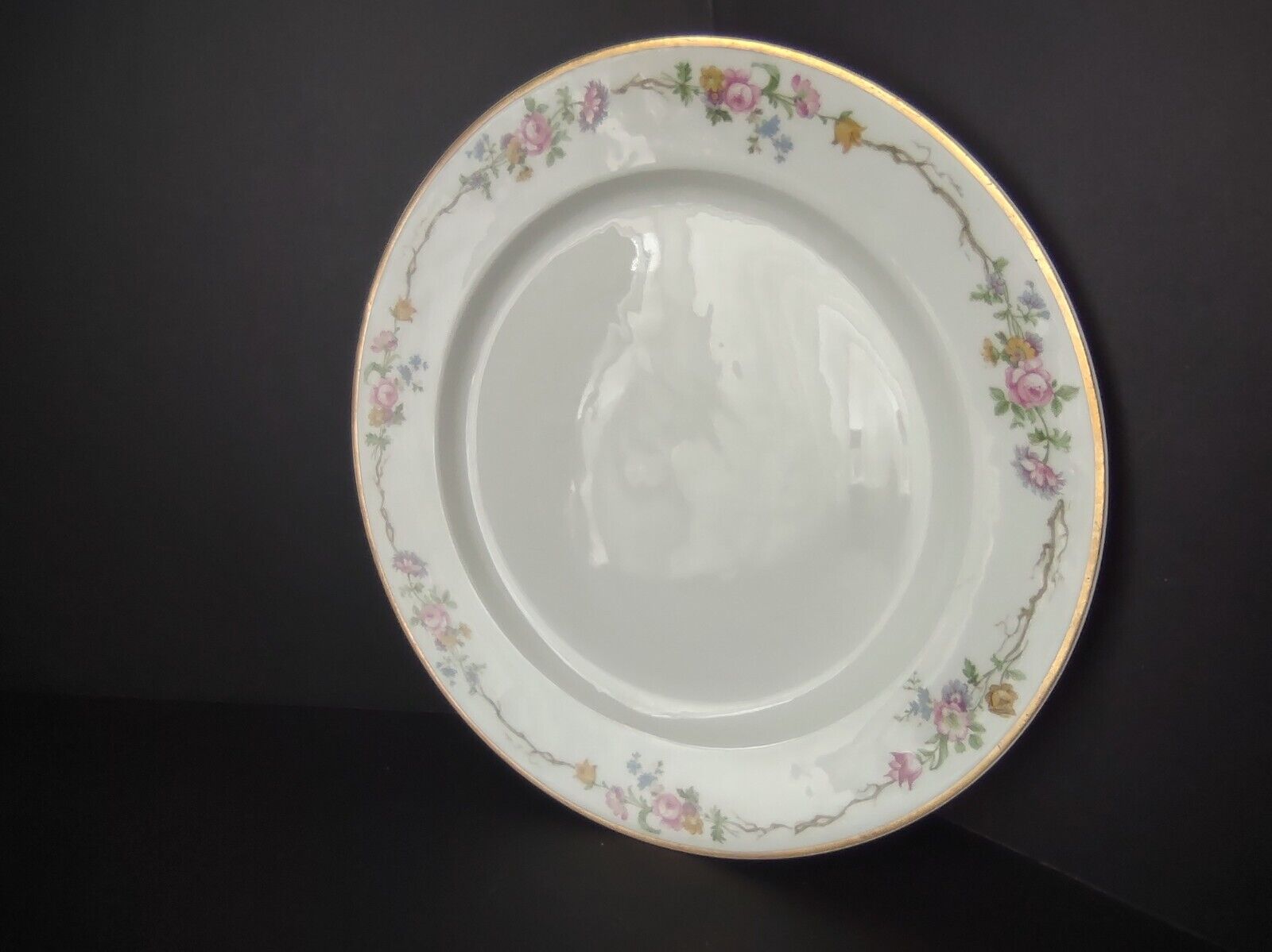 Vintage GDA Limoges Gold Trim Dinner Plate Summer Flower Garland (lot 689)