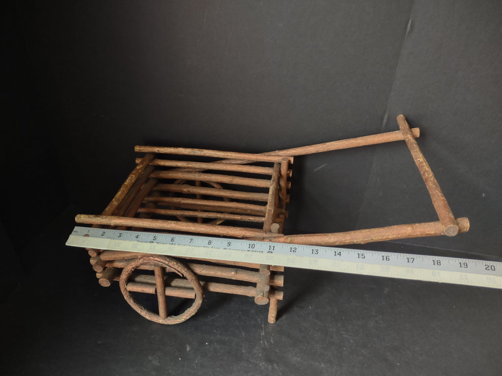 Vintage Rustic Primitive Wood Wheelbarrow Planter 19x9 (lot 5016)