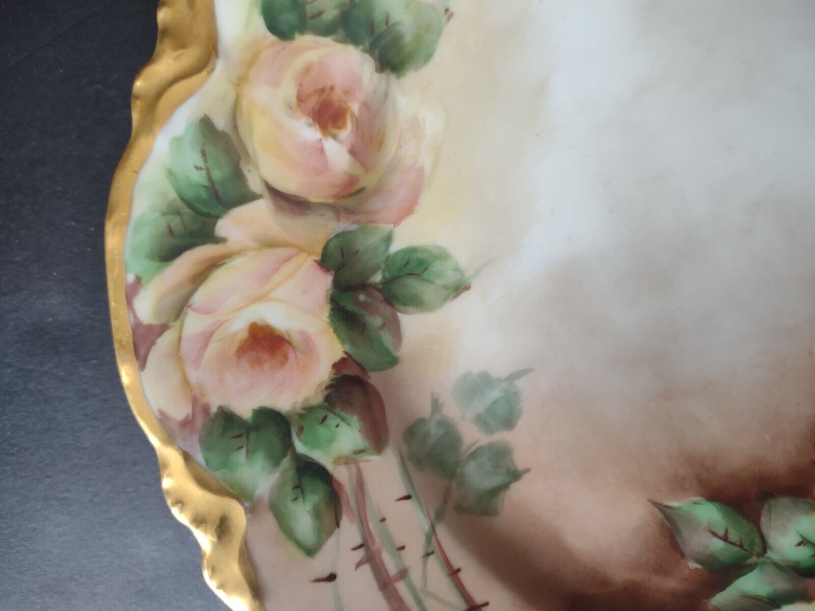 Haviland Limoges Heavy Gold Trim White Yellow Rose Cabinet Plate 8-1/2" (lot 473