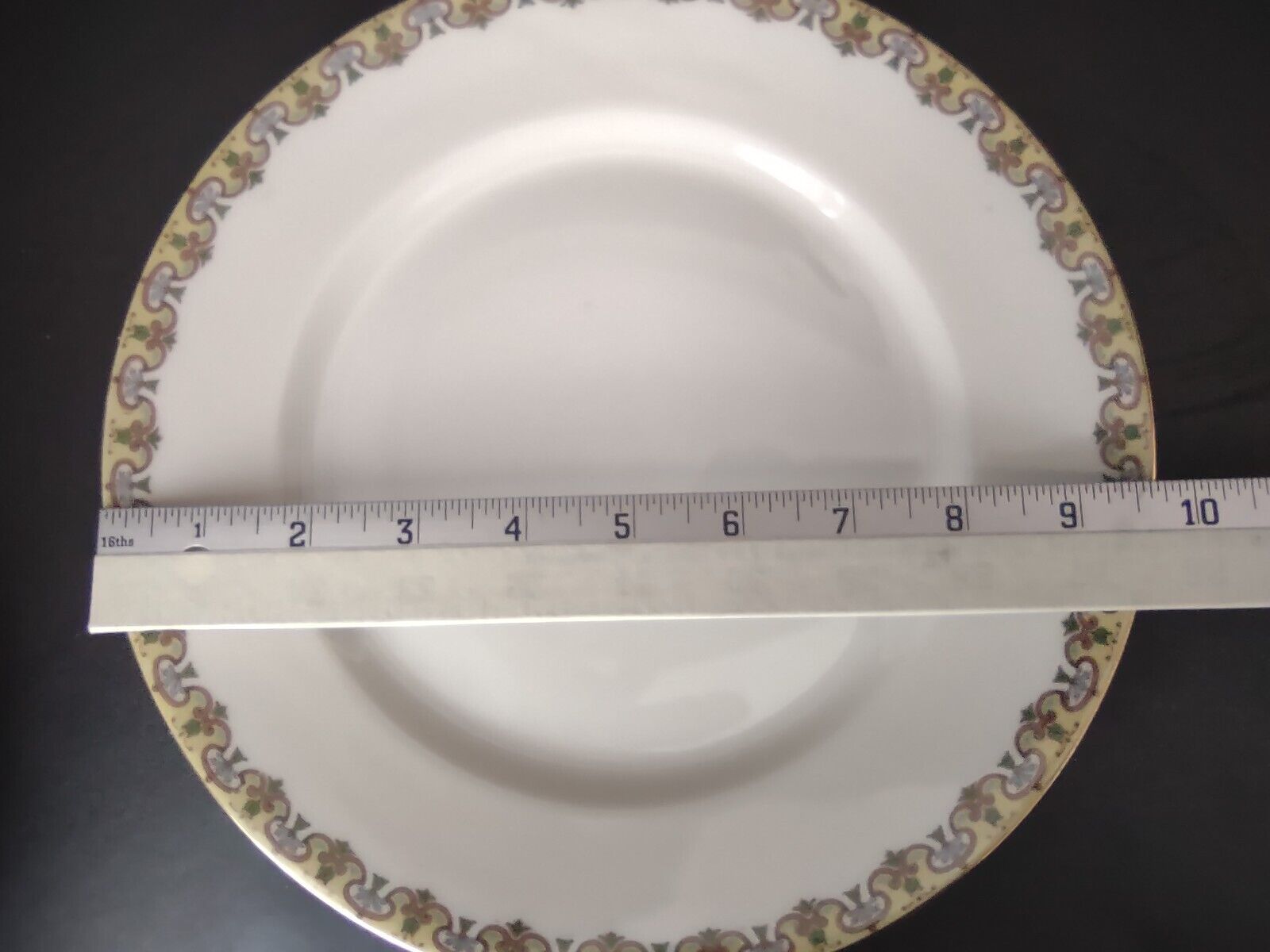 Wm Guering Limoges France 5 x Dinner Plate Yellow Gold Design (lot 531)