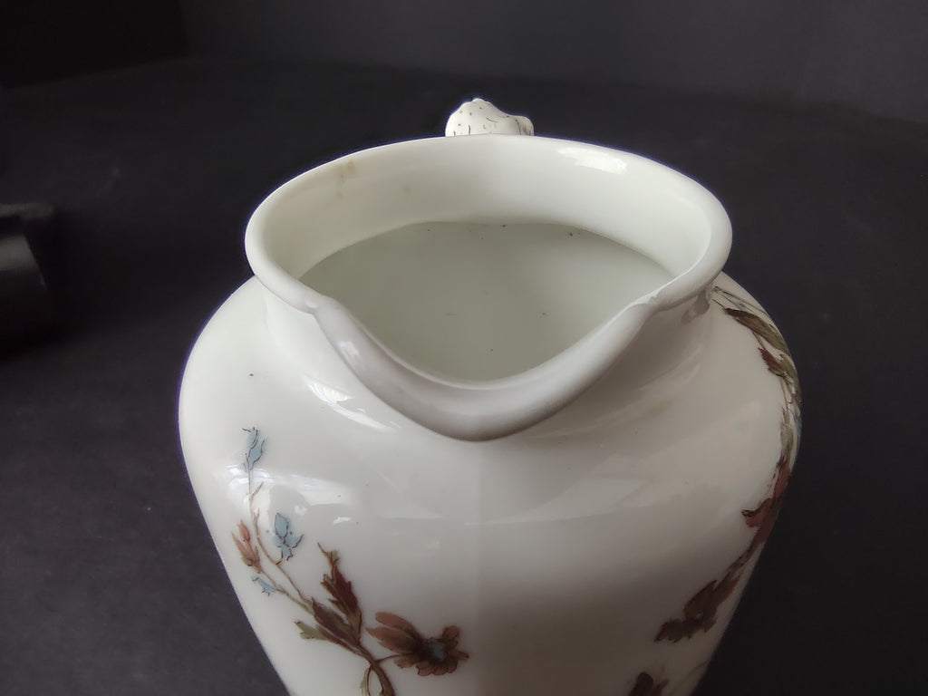 Depose Haviland Limoges Blue Flower Pitcher Creamer (lot 965)