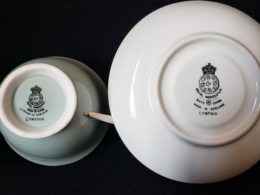 Vintage Royal Worcester Cynthia Tea Cup with Saucer (lot 2113)