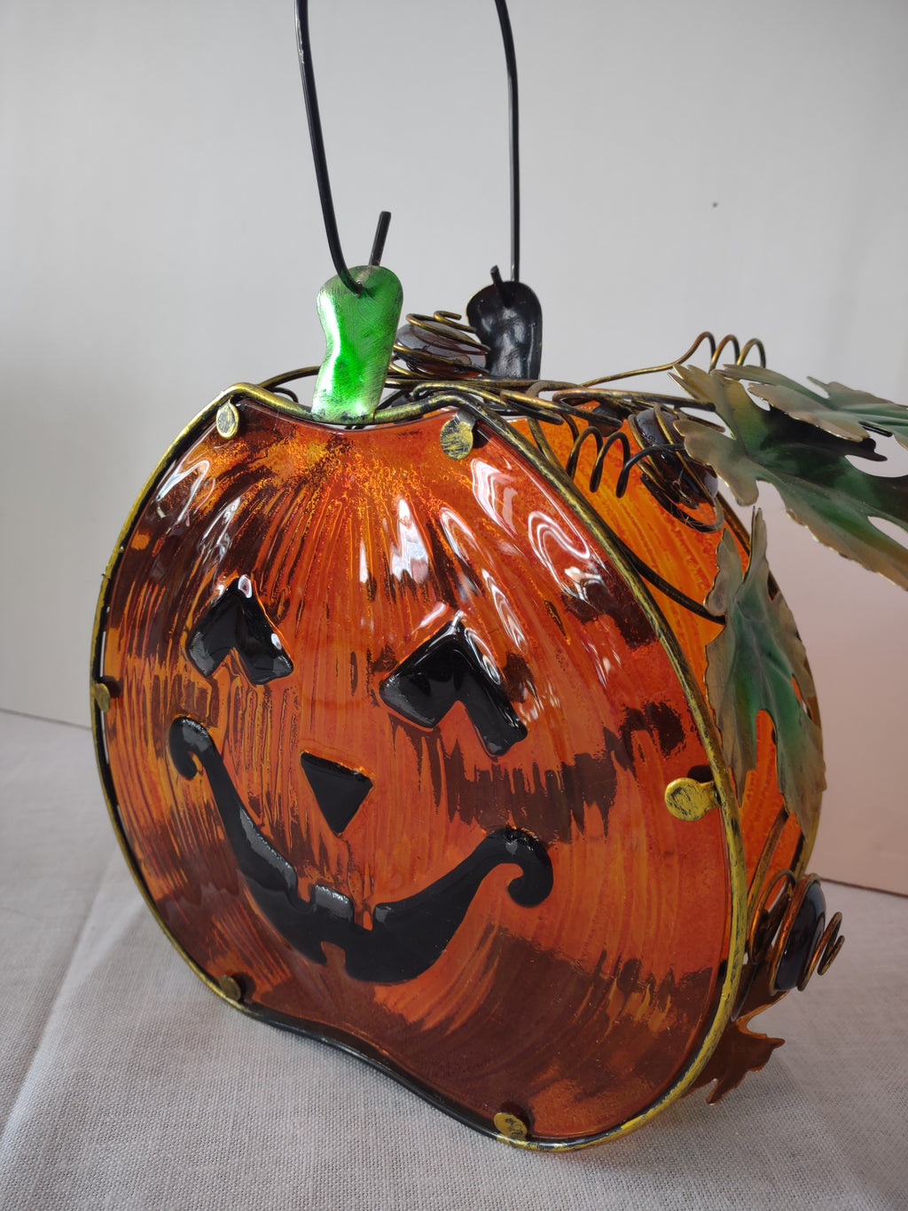 Halloween Lantern Pumpkin Light Up Candle Battery Operated (2530j)