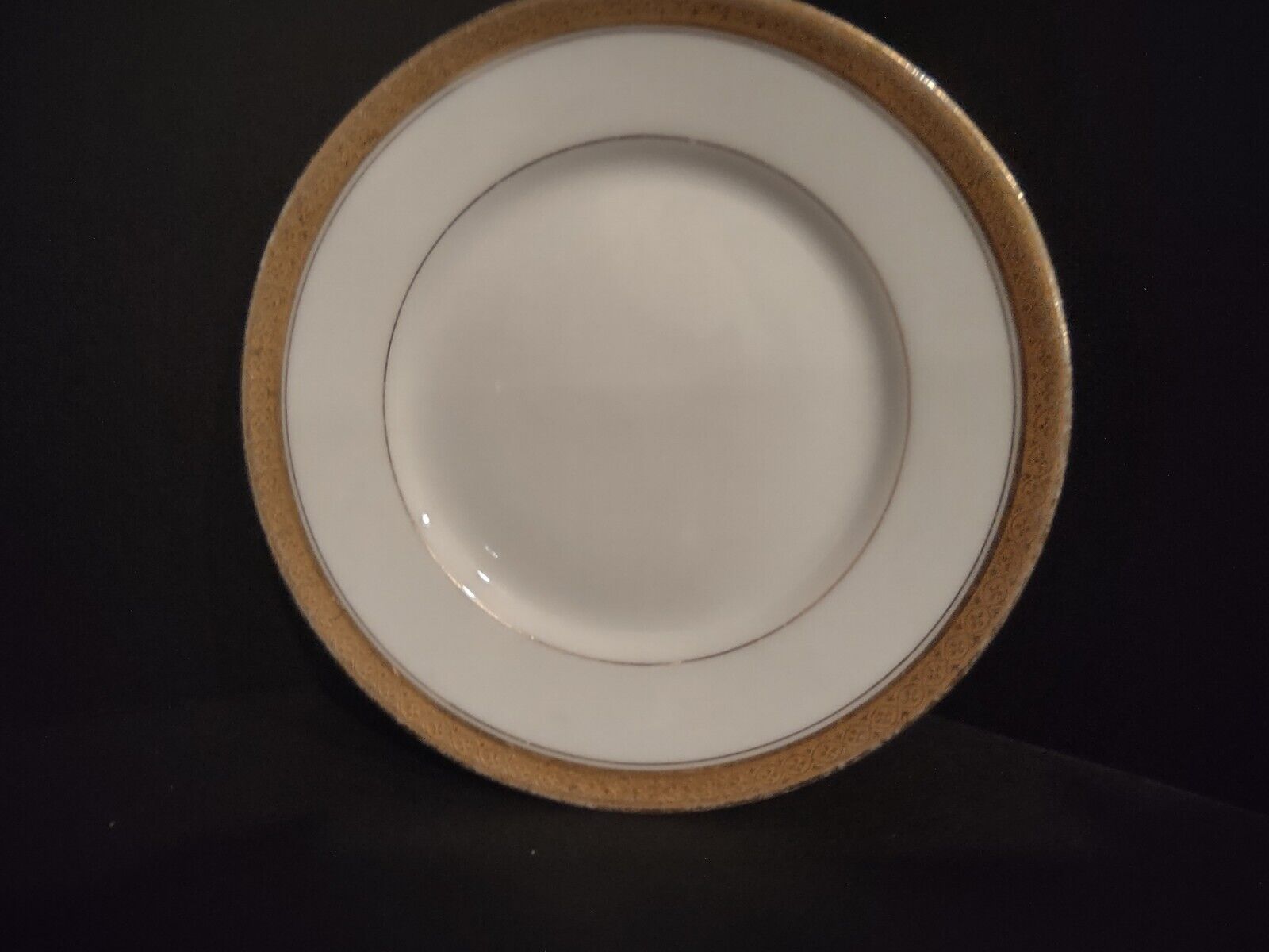 Wm Guerin France Limoges Bread/Butter Plate 6-1/4" Gold Trim (lot 685)
