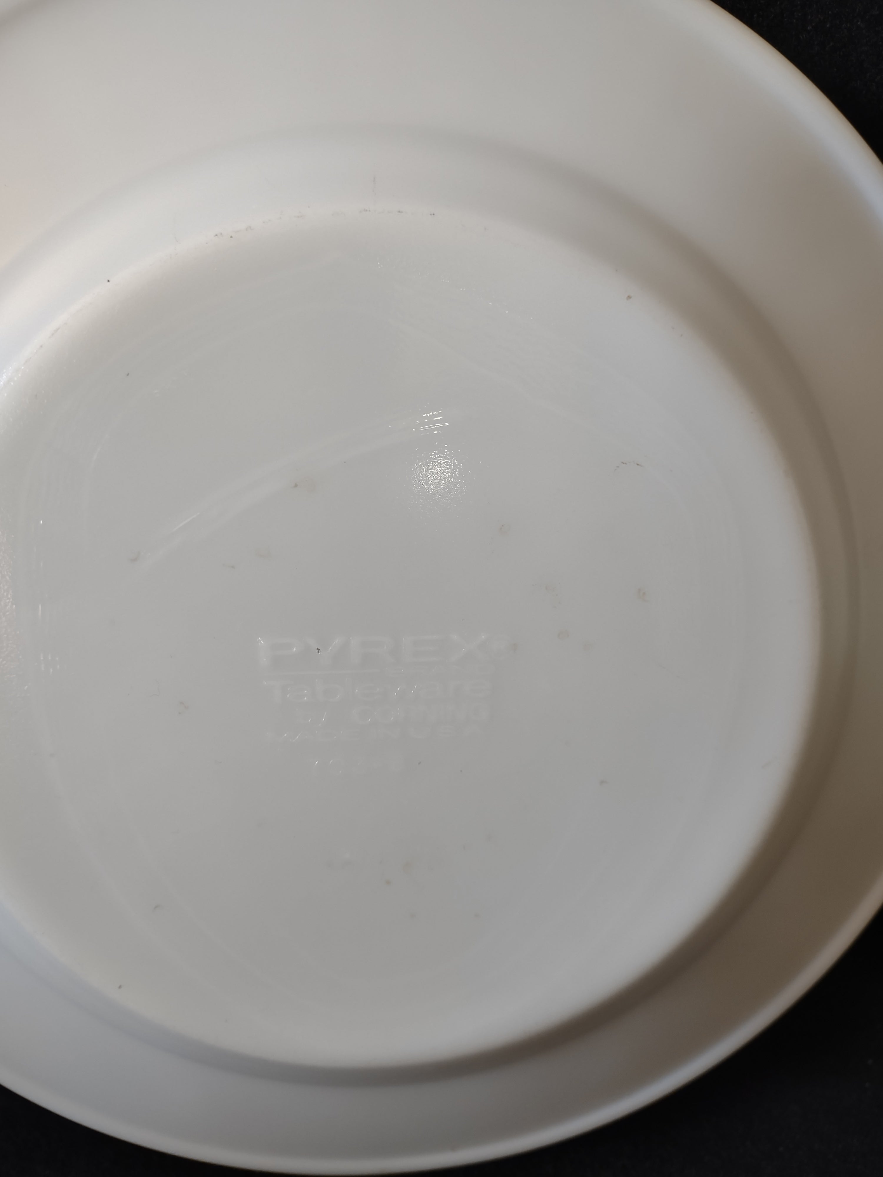 Vintage Milk Glass USA Pyrex Copper Filigree 9" Lunch Plate x 2 (lot 5207)
