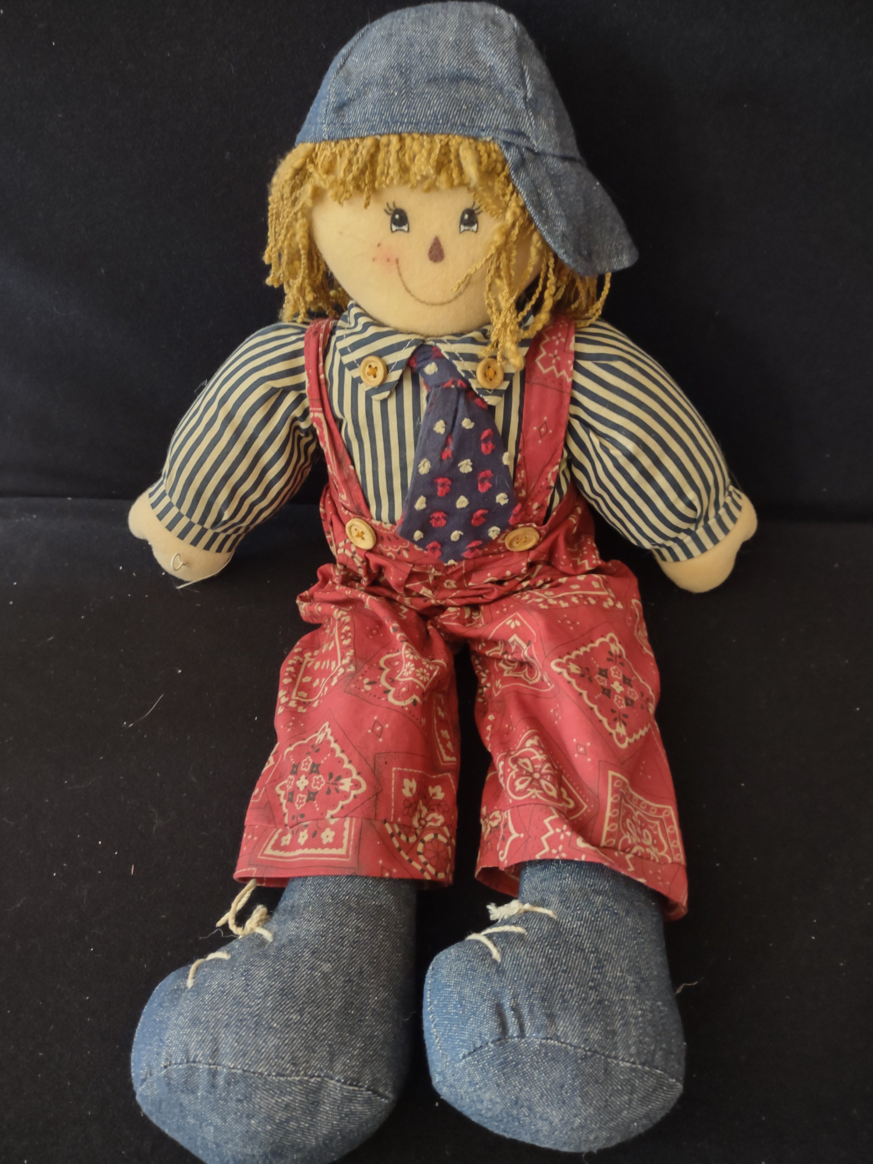 Halloween Americana Seated Raggedy Anne And Andy Rag Dolls (Lot 3355)