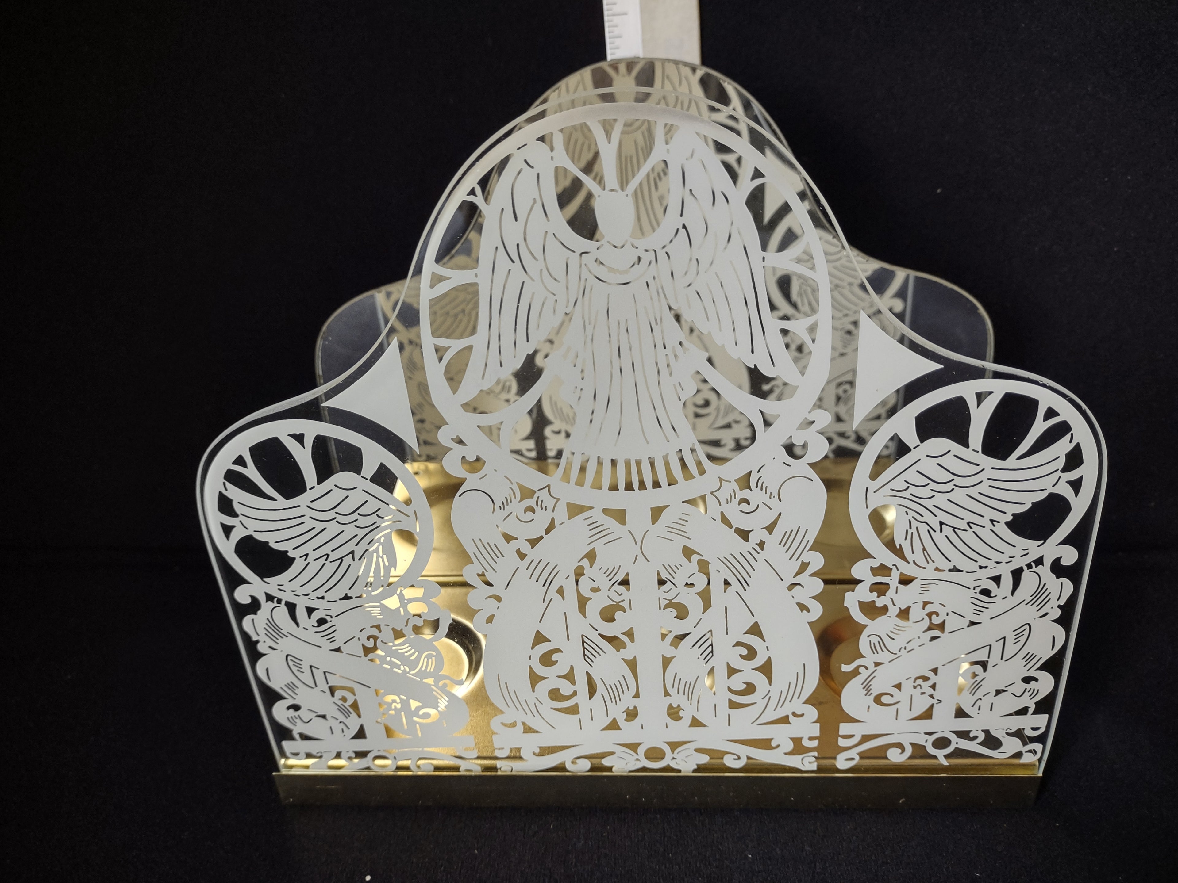 Christmas House of Lloyd Dancing Reflections Candle Holder (lot 1595)