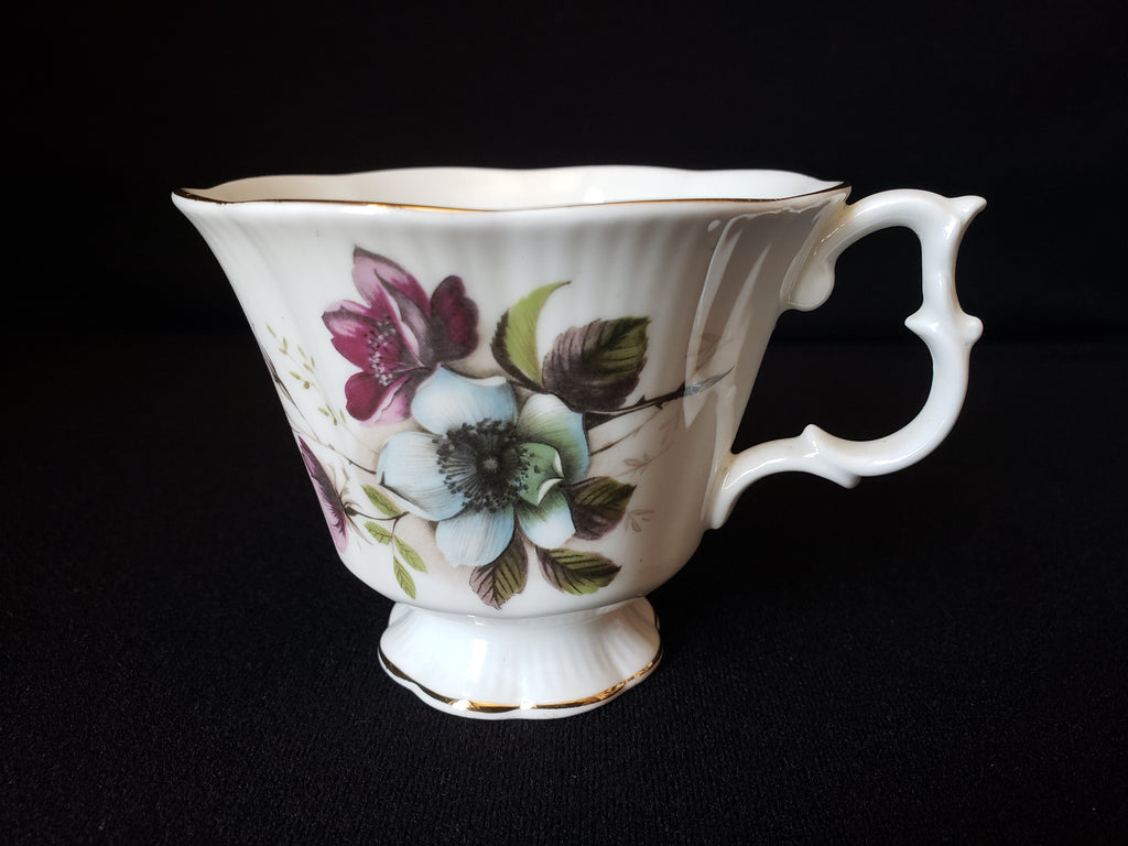 Vintage Royal Albert Magnolia Tea Cup ONLY (lot 2035)