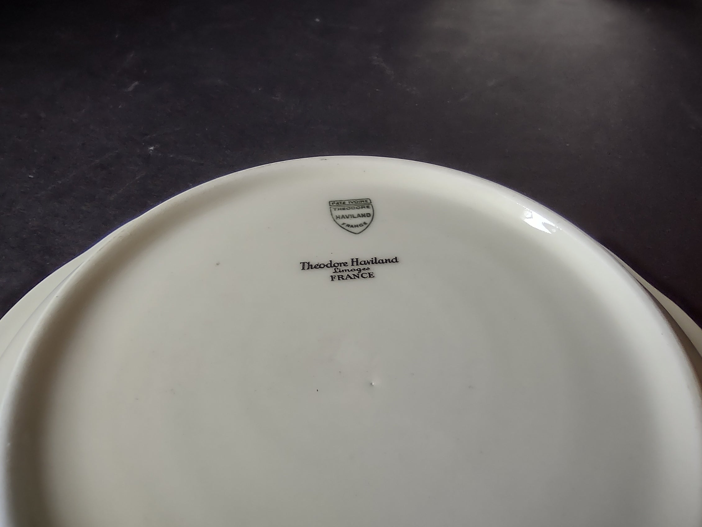 Haviland Limoges 2 x Cream Soup Spaghetti Bowl Peony Flower Cream Color (lot 925)