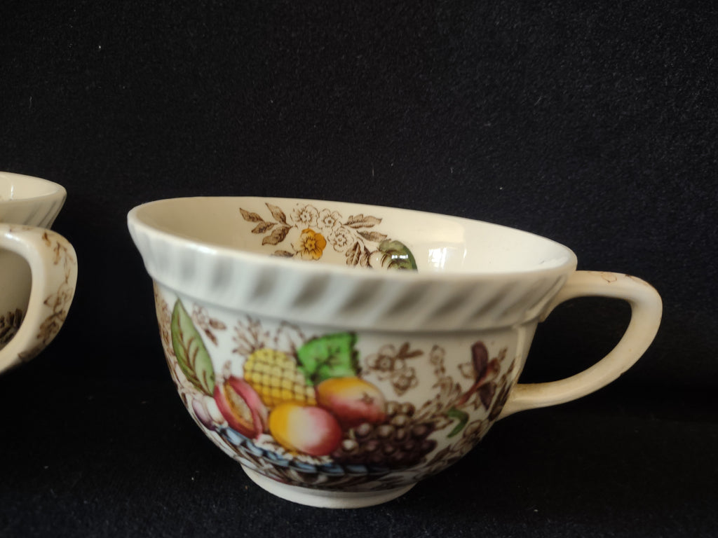 Vintage Johnson Bros Pomona Ironstone England Teacup x 2 (lot 5617)