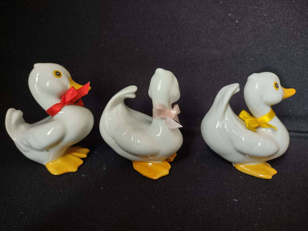 Vintage Homco Home Interiors Ducks Set of 3 (lot 2654c)