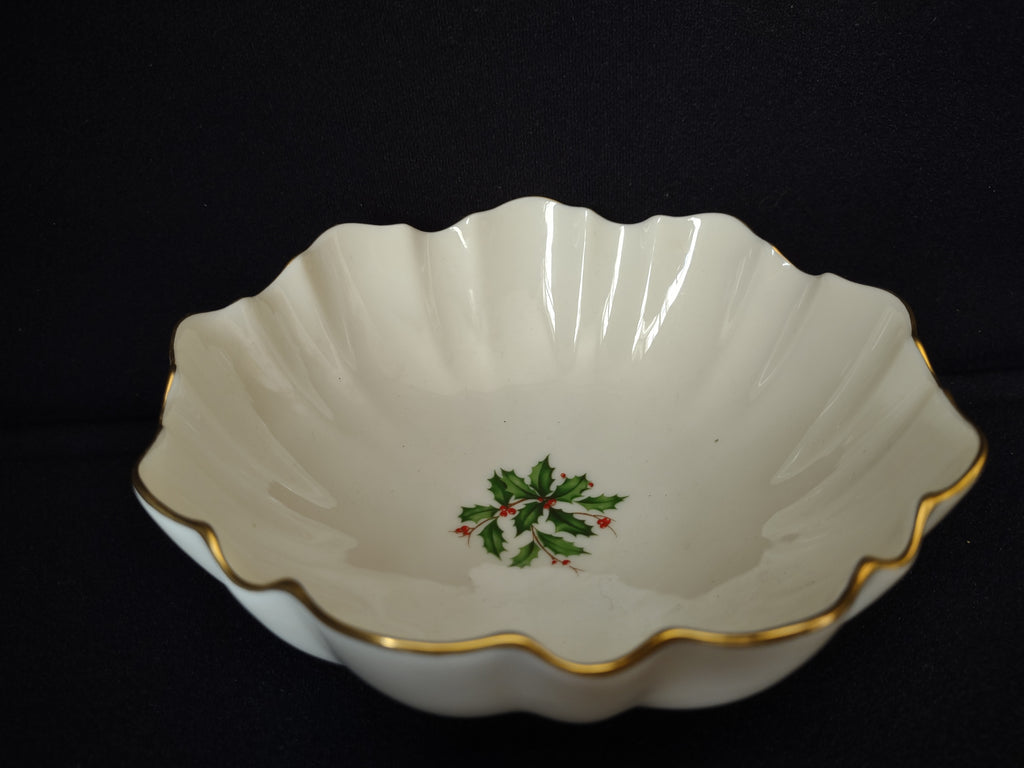 Vintage Lenox Special Holly Design Gold Trim Candy Nut Dish (lot 1903)