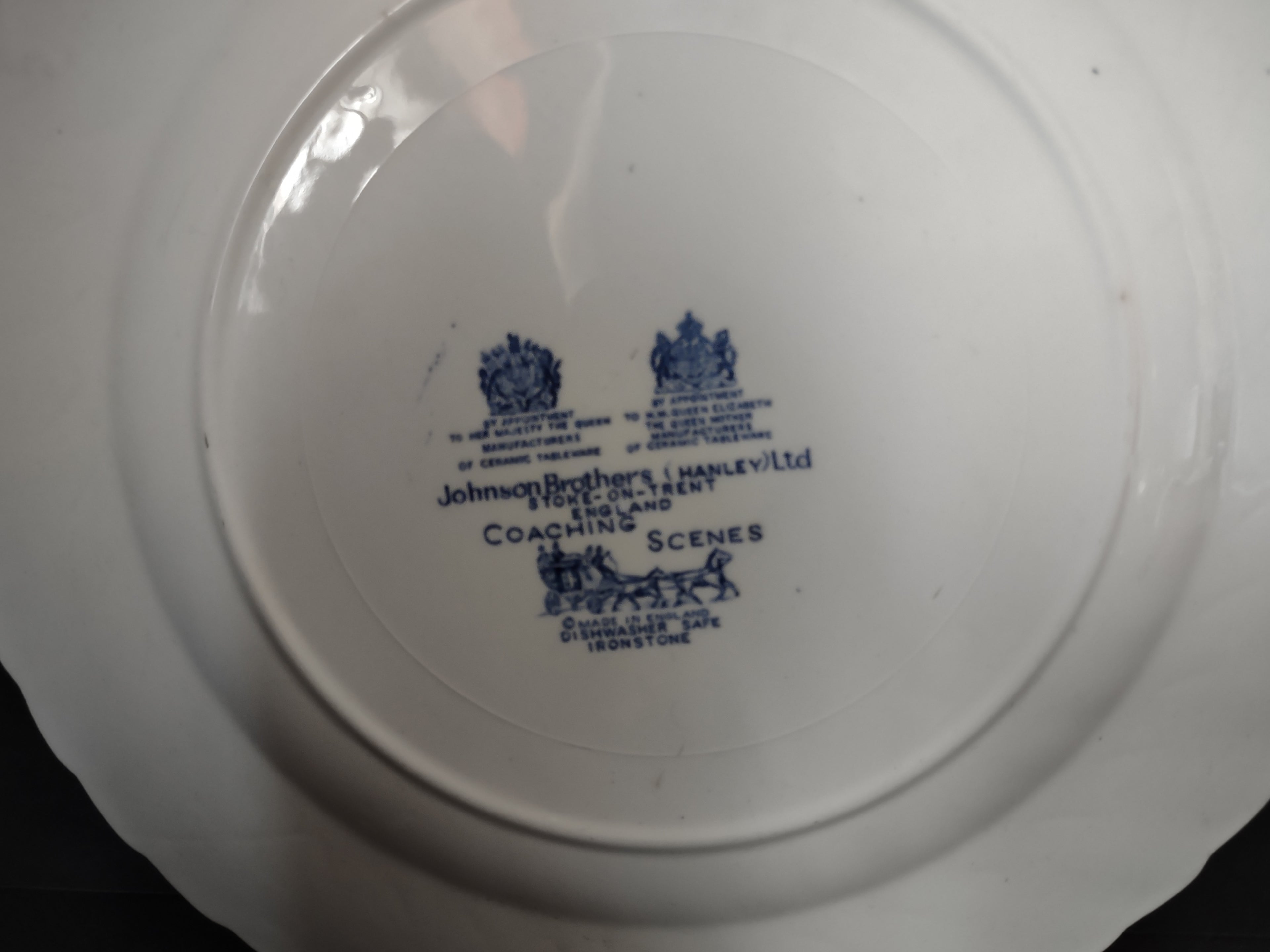 Vintage Ironstone Coaching Scenes Johnson Bros Dinner Plate (lot 5562)