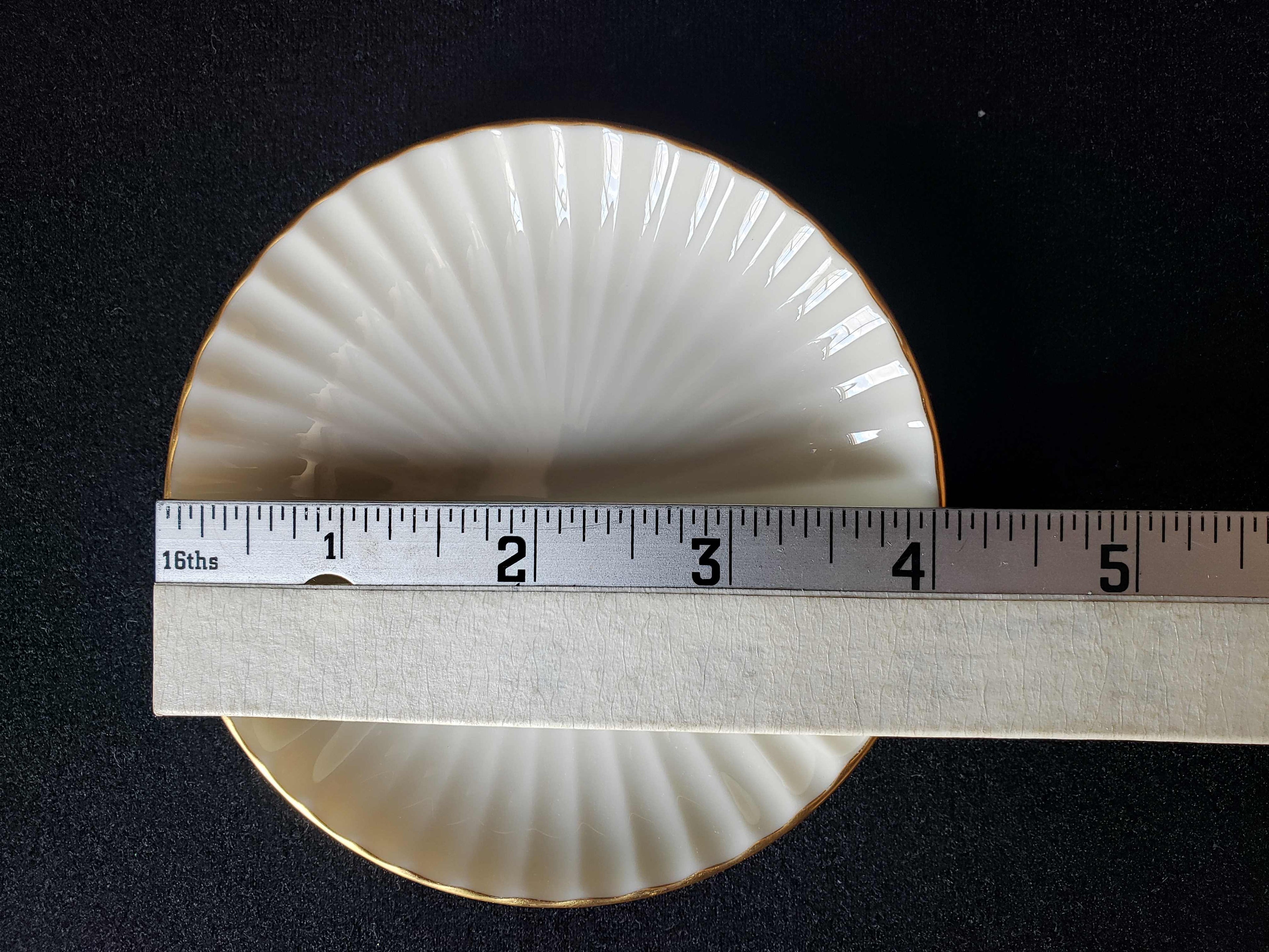 Vintage Lenox Coaster Gold Trim 4" (lot 1945)