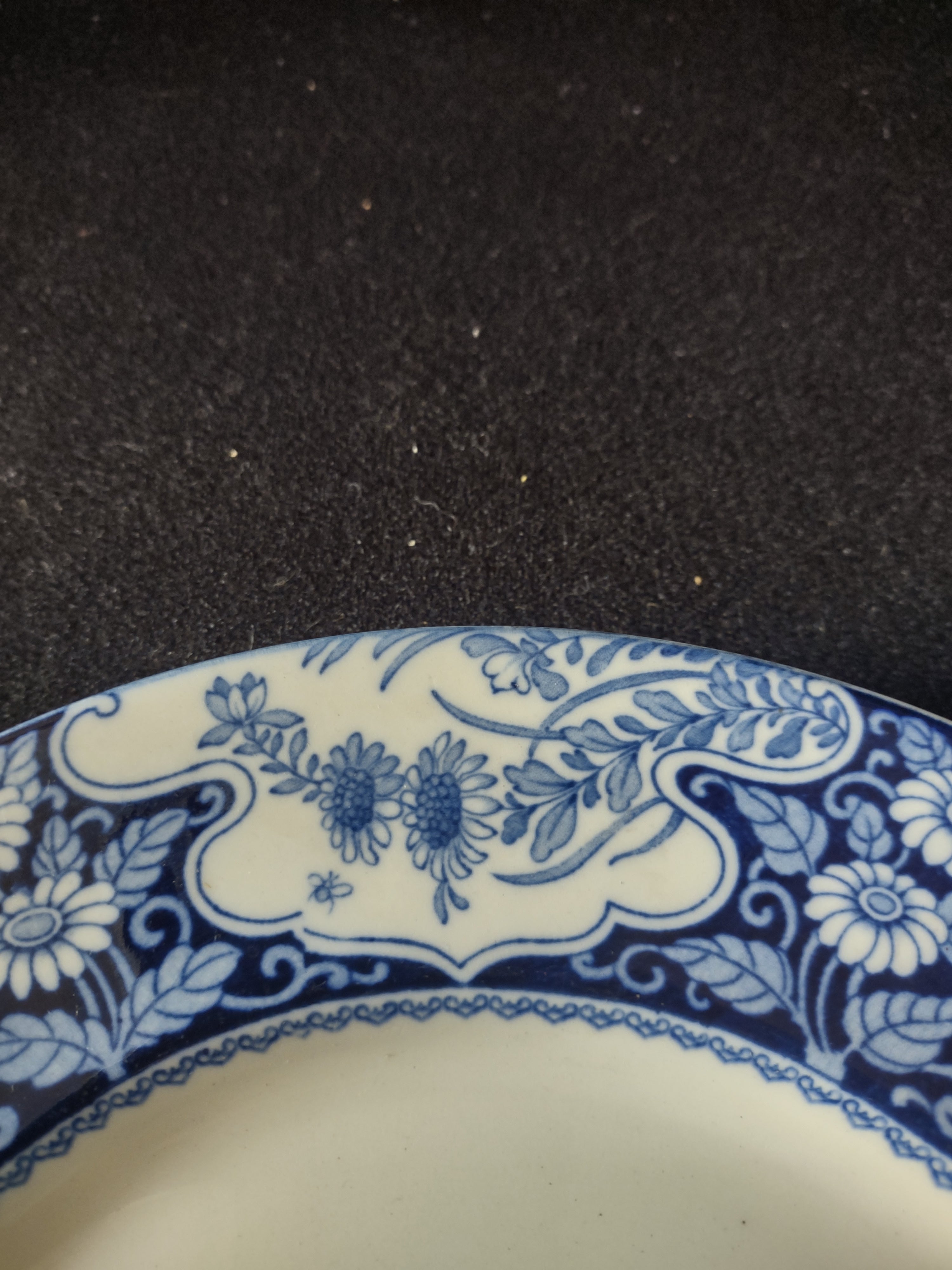 Vintage Wood & Sons 10" Dinner Plate Buddha Blue White (Lot 5587)
