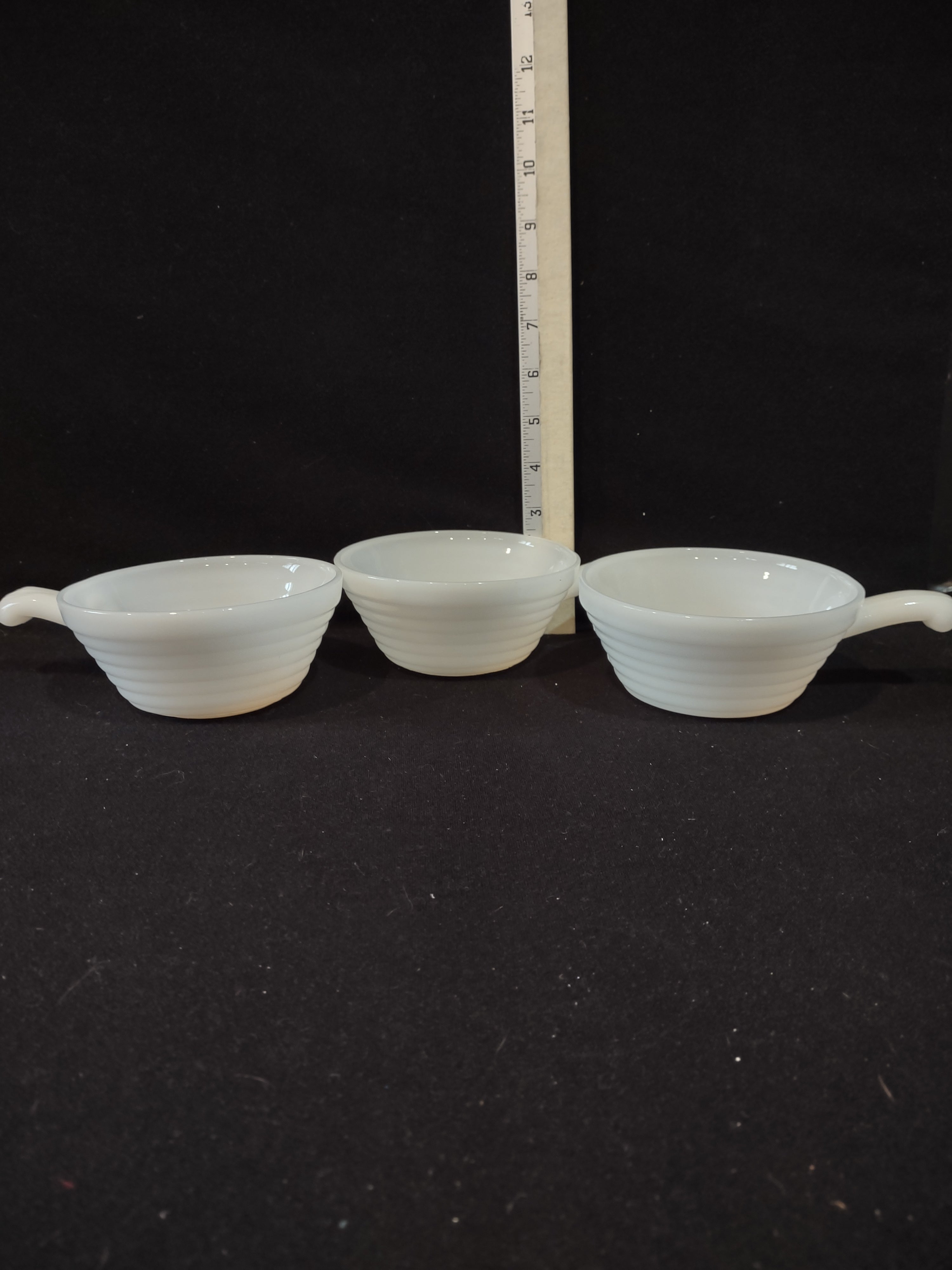 Vintage Fire King Milk Glass Soup Bowls Beehive Design Handle Set Of 3 (Lot 5344
