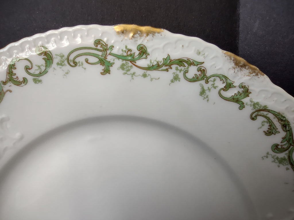 Haviland France Limoges French Cottage Shabby Chic Dinner Plate Green (lot 1103)